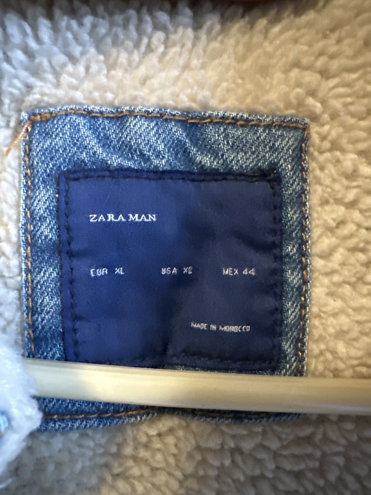 Zara Sherpa-Lined Denim Trucker Jacket – Classic Blue Jean Jacket Size US XL / EU 56 / 4 - 2 Thumbnail