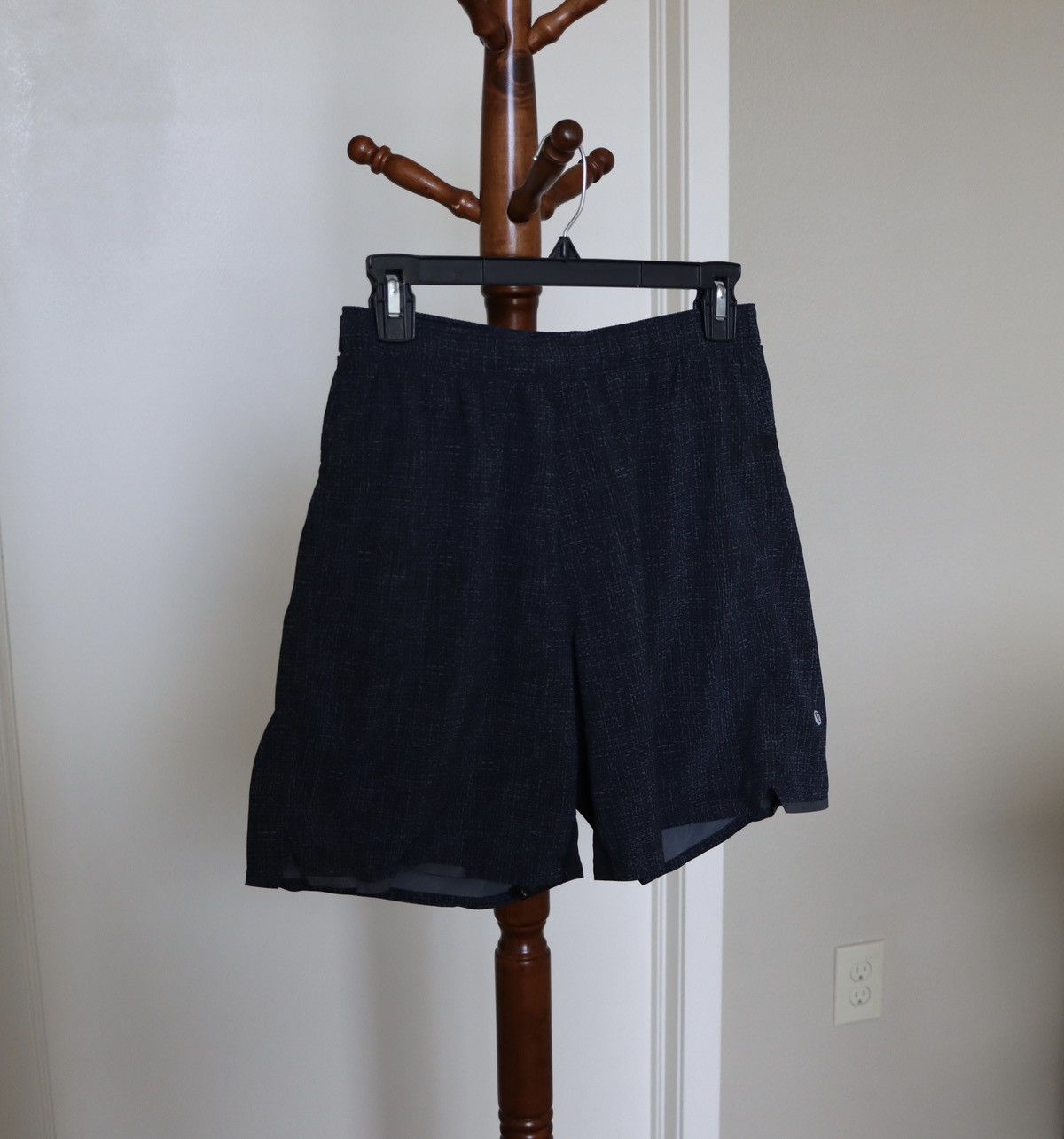 Lululemon Lululemon Running Shorts Size US 30 / EU 46 - 1 Thumbnail