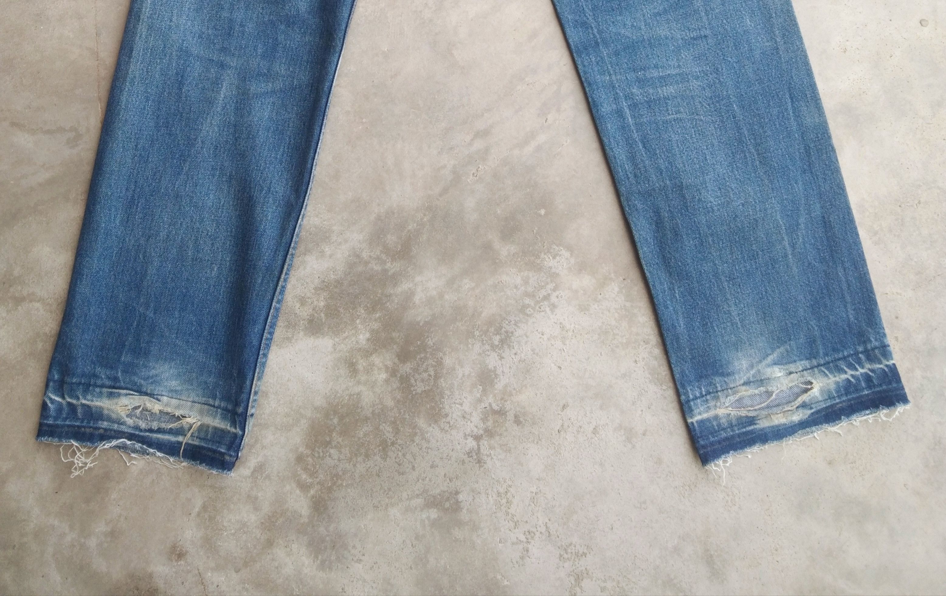 Levi's Vintage Levi's 501 Made In USA Released Hem Distressed Jeans Size US 34 / EU 50 - 4 Thumbnail