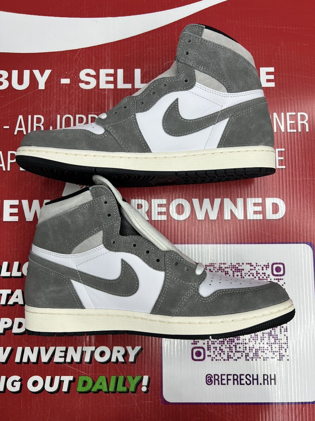 Jordan Brand Air Jordan 1 Washed Black Size 10.5 Size US 10.5 / EU 43-44 - 2 Thumbnail