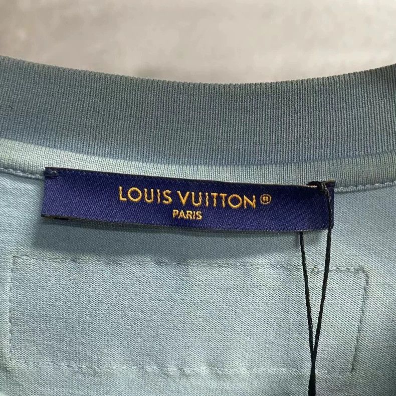 Louis Vuitton louis vuitton 23 latest blue embroidered tool logo short sl Size US L / EU 52-54 / 3 - 2 Thumbnail