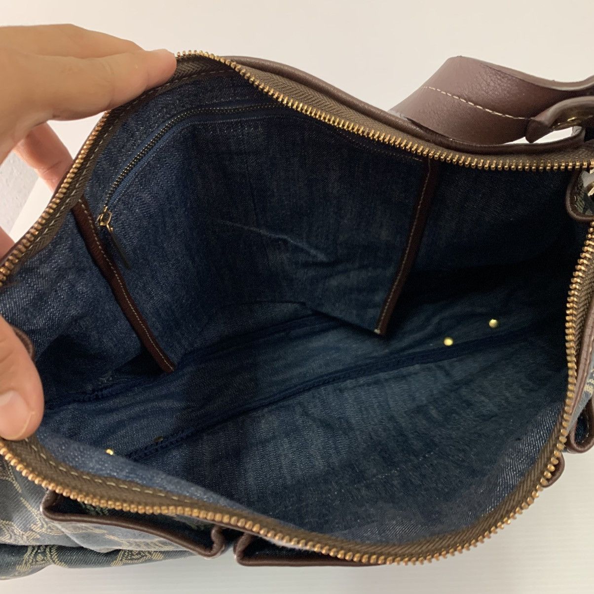 Celine Celine Canvas Denime Shoulder Pre-Owned Bag Size ONE SIZE - 12 Thumbnail