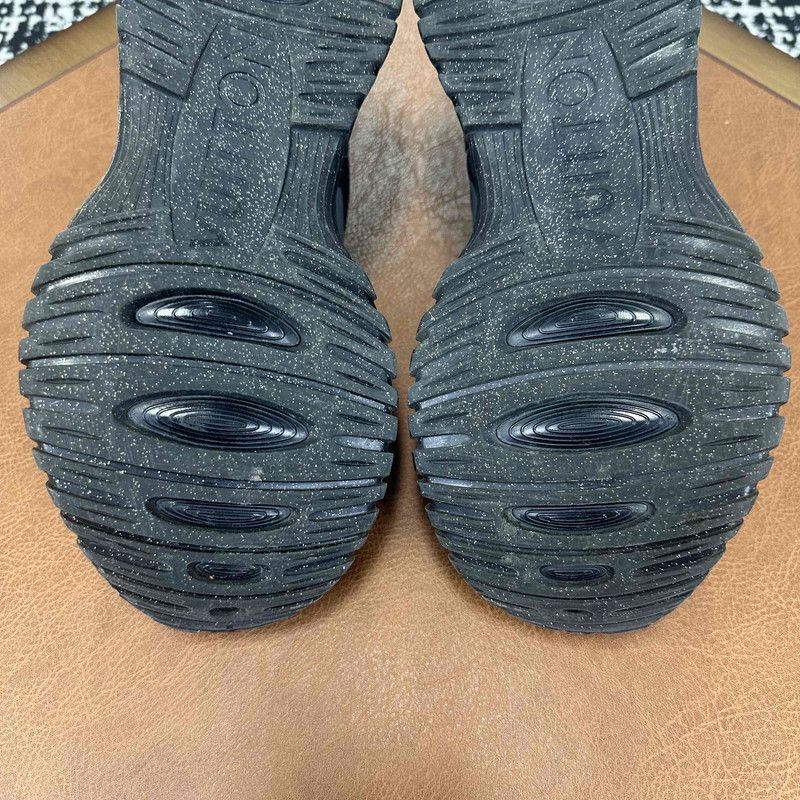 Louis Vuitton Louis Vuitton Comfortable Low-Top Casual Sneakers - Size US 8 / EU 41 - 9 Thumbnail