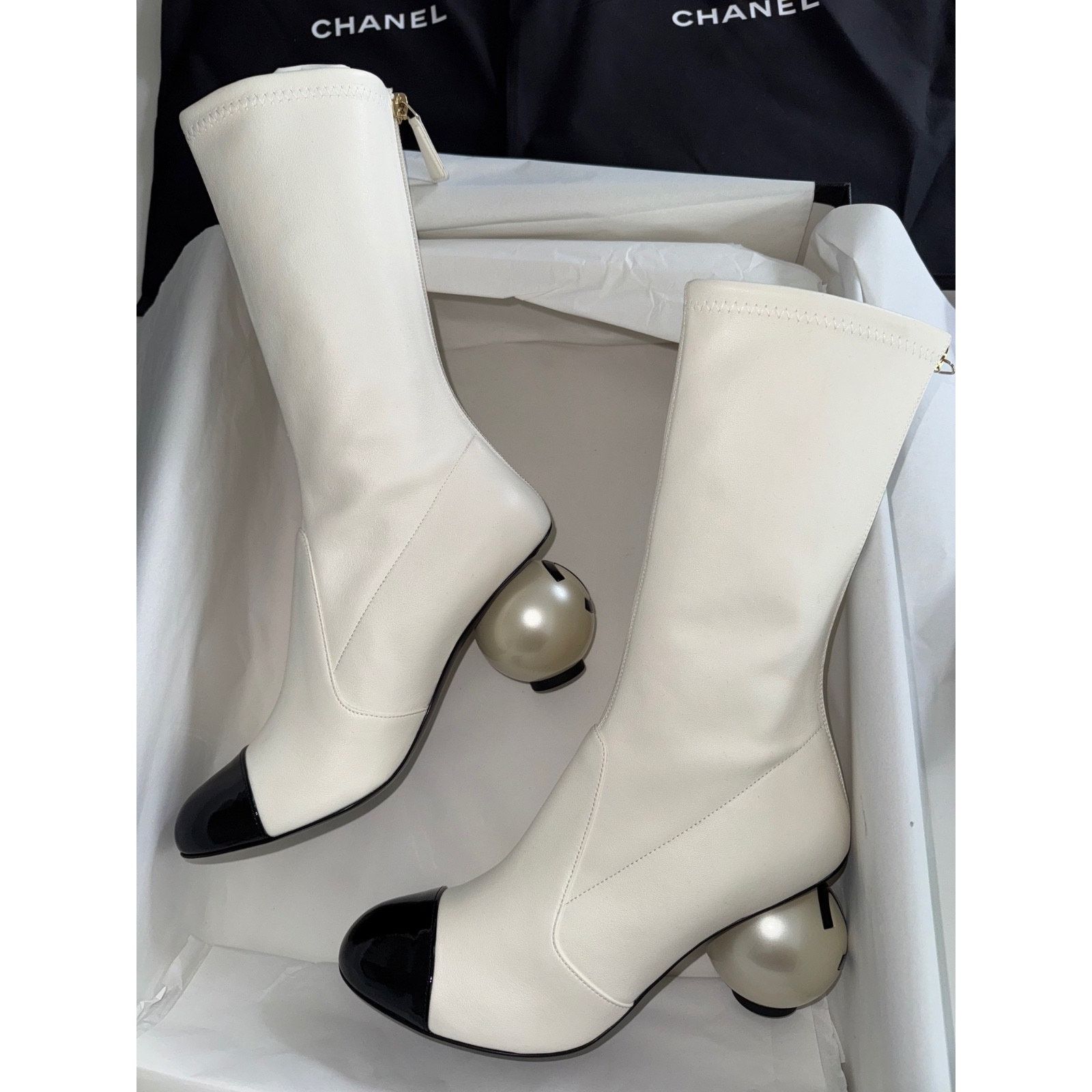 Chanel Ball Heel CC Logo Stretch Leather Midcalf Boot 40 Size US 10 / IT 40 - 15 Thumbnail