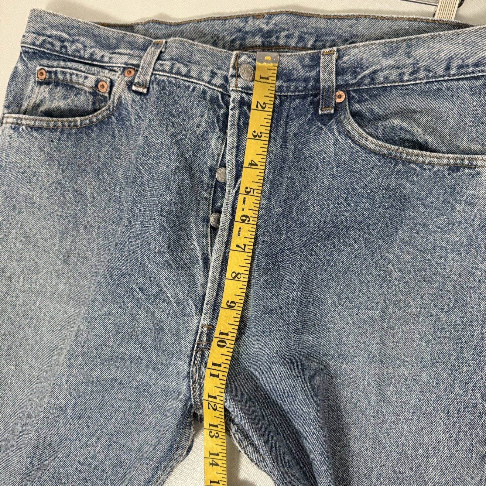 Levi's Vintage Levi's 501 Jeans Blue Orginal Fit Button Fly 2004 Size US 34 / EU 50 - 7 Thumbnail