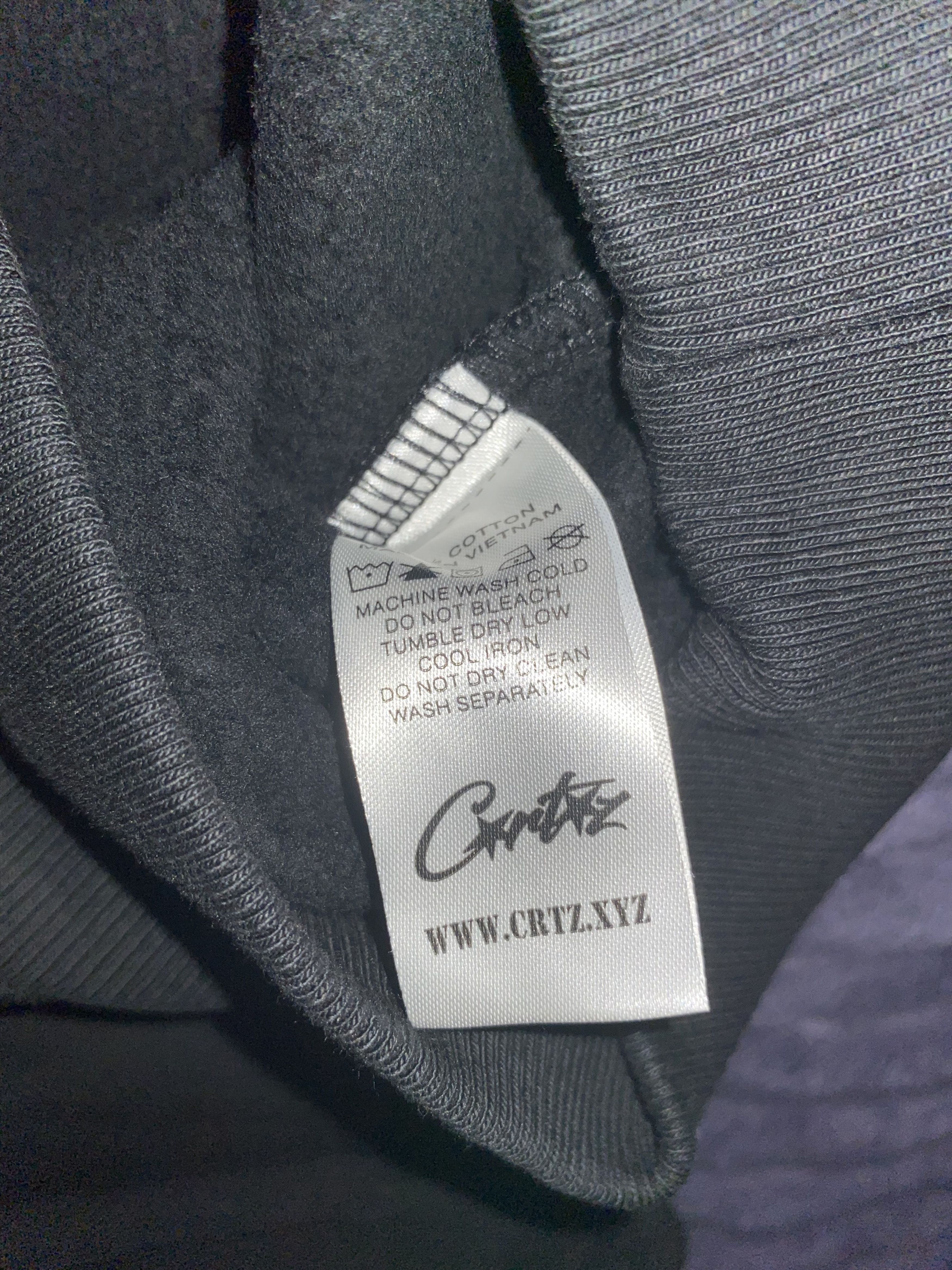 Corteiz Corteiz Alcatraz Hoodie 2025 Triple Black Medium Size US M / EU 48-50 / 2 - 7 Thumbnail