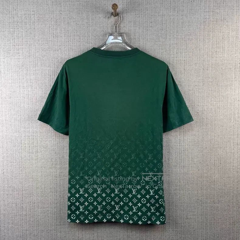 Louis Vuitton Louis Vuitton FW23 Logo Gradient Full Print Round Neck Sho Size US XL / EU 56 / 4 - 3 Thumbnail