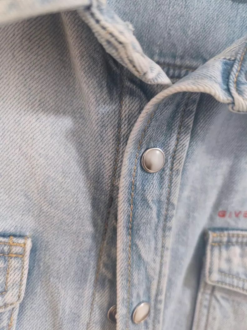 Givenchy Givenchy Vintage Washed Light Blue S Size Size US S / EU 44-46 / 1 - 5 Thumbnail