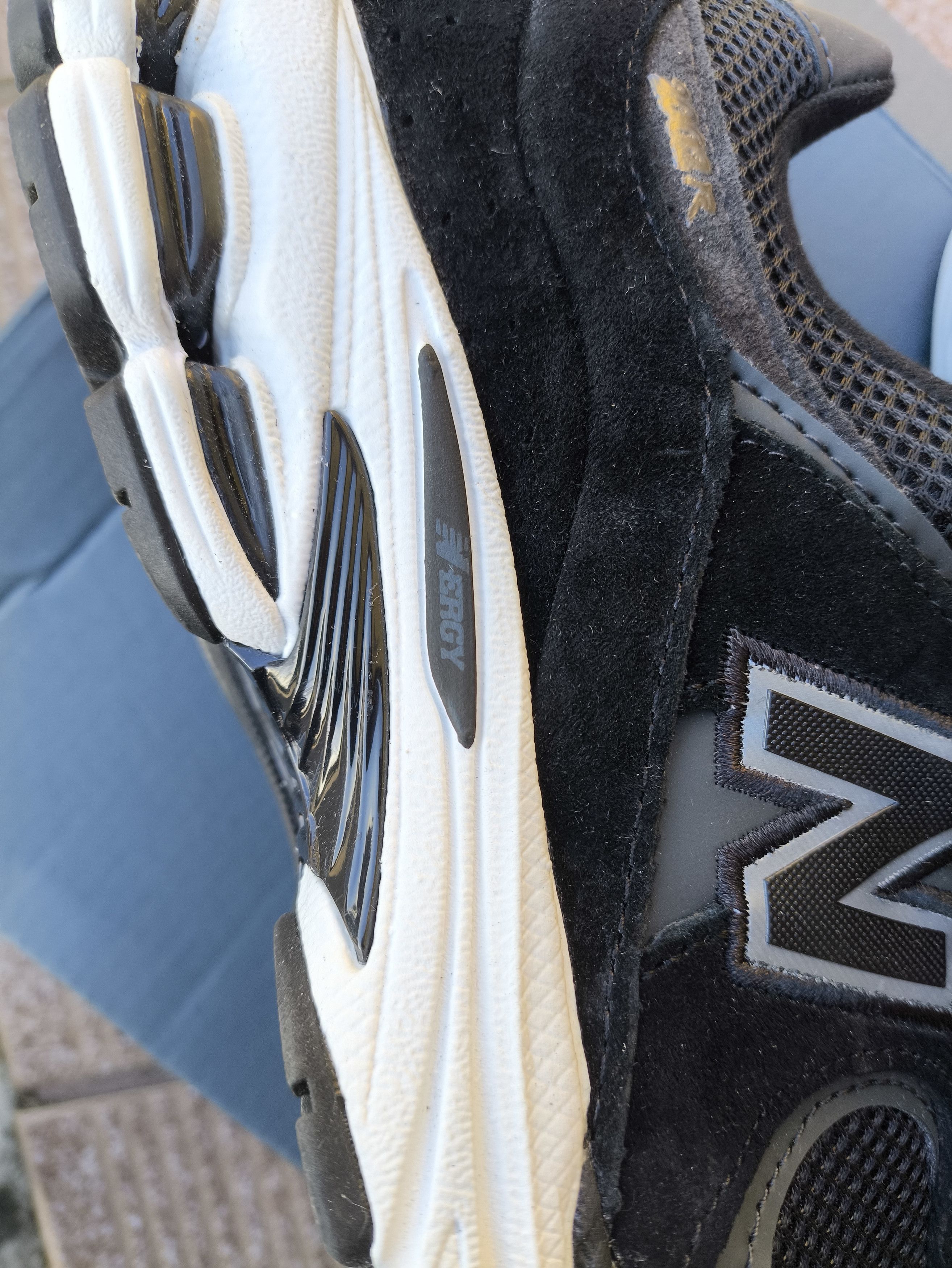 New Balance New Balance 2002R Black Suede Mesh Size 41.5 US 8 Excellent Size US 8.5 / EU 41-42 - 7 Thumbnail
