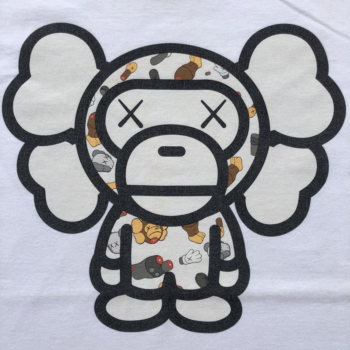 Bape × Kaws Bape x Kaws Baby Milo Tee Size US M / EU 48-50 / 2 - 2 Thumbnail
