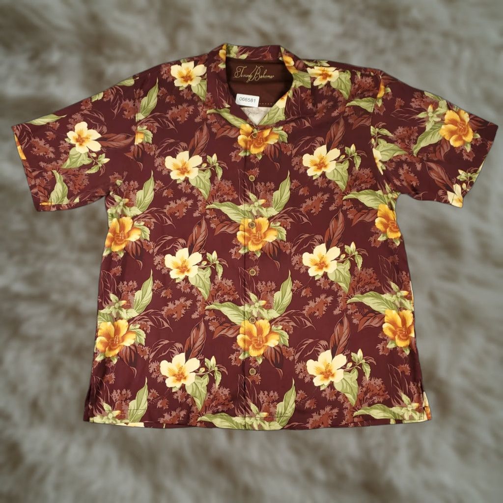 Tommy Bahama Tommy Bahama Shirt Mens XL Red Floral Silk Hawaiian Button Up Short Sleeve Size US XL / EU 56 / 4 - 1 Thumbnail