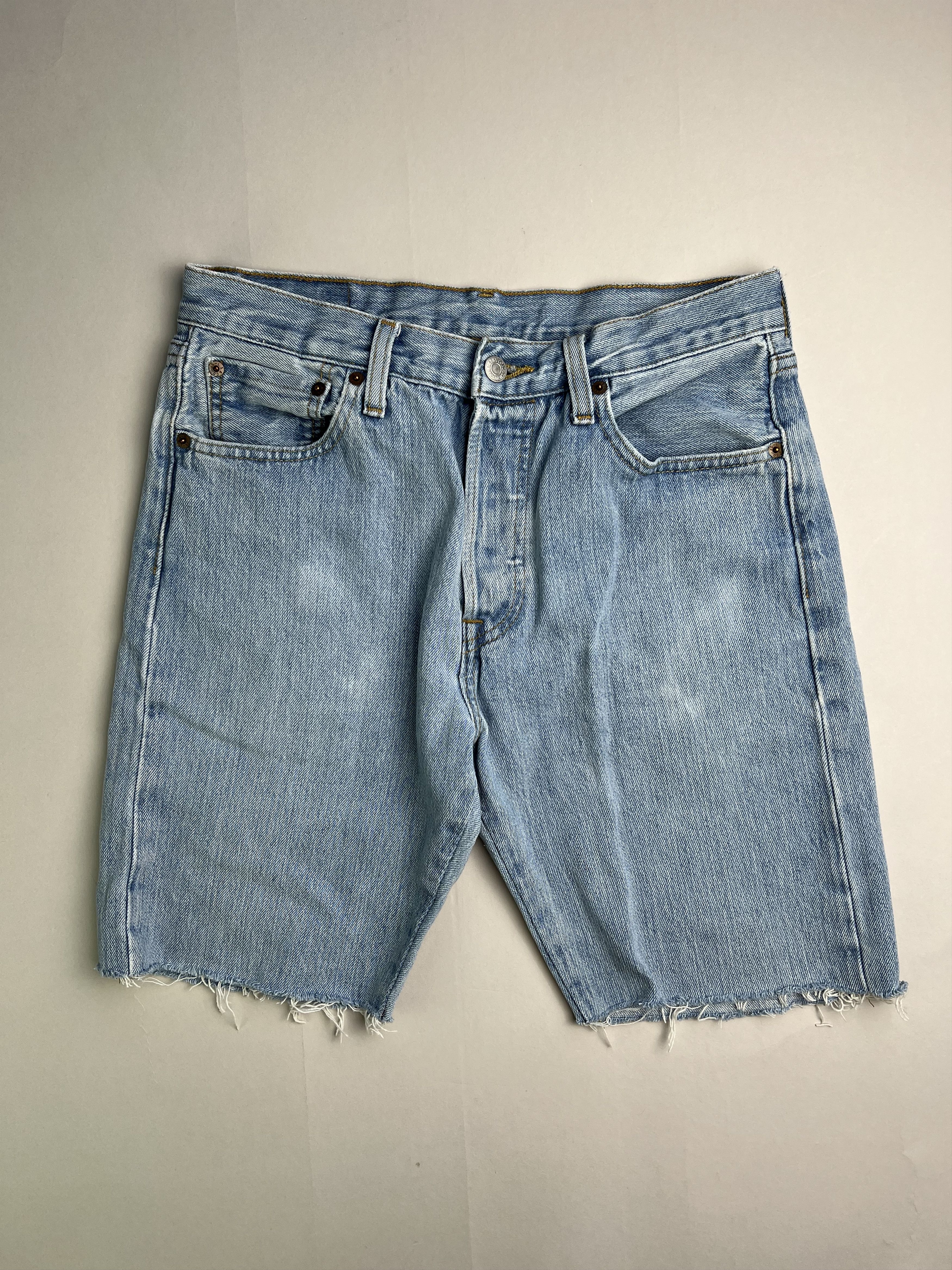 Levi's Levis 501 Jeans Shorts Light Blue Wash W30 Size US 30 / EU 46 - 1 Thumbnail