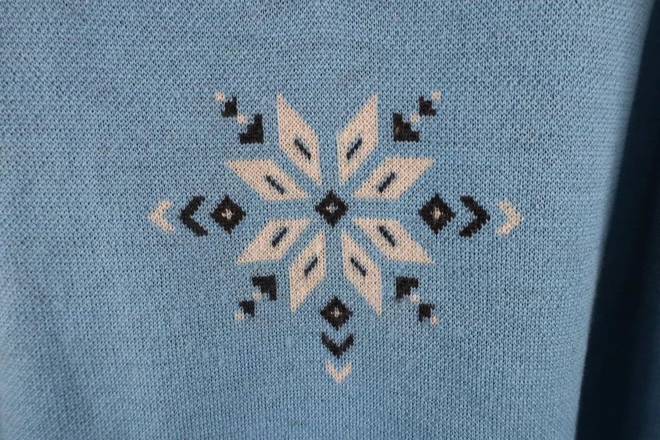 Vintage Vintage 90s Streetwear Wool Snowflake Knit Half Zip Sweater Size L / US 10 / IT 46 - 4 Thumbnail
