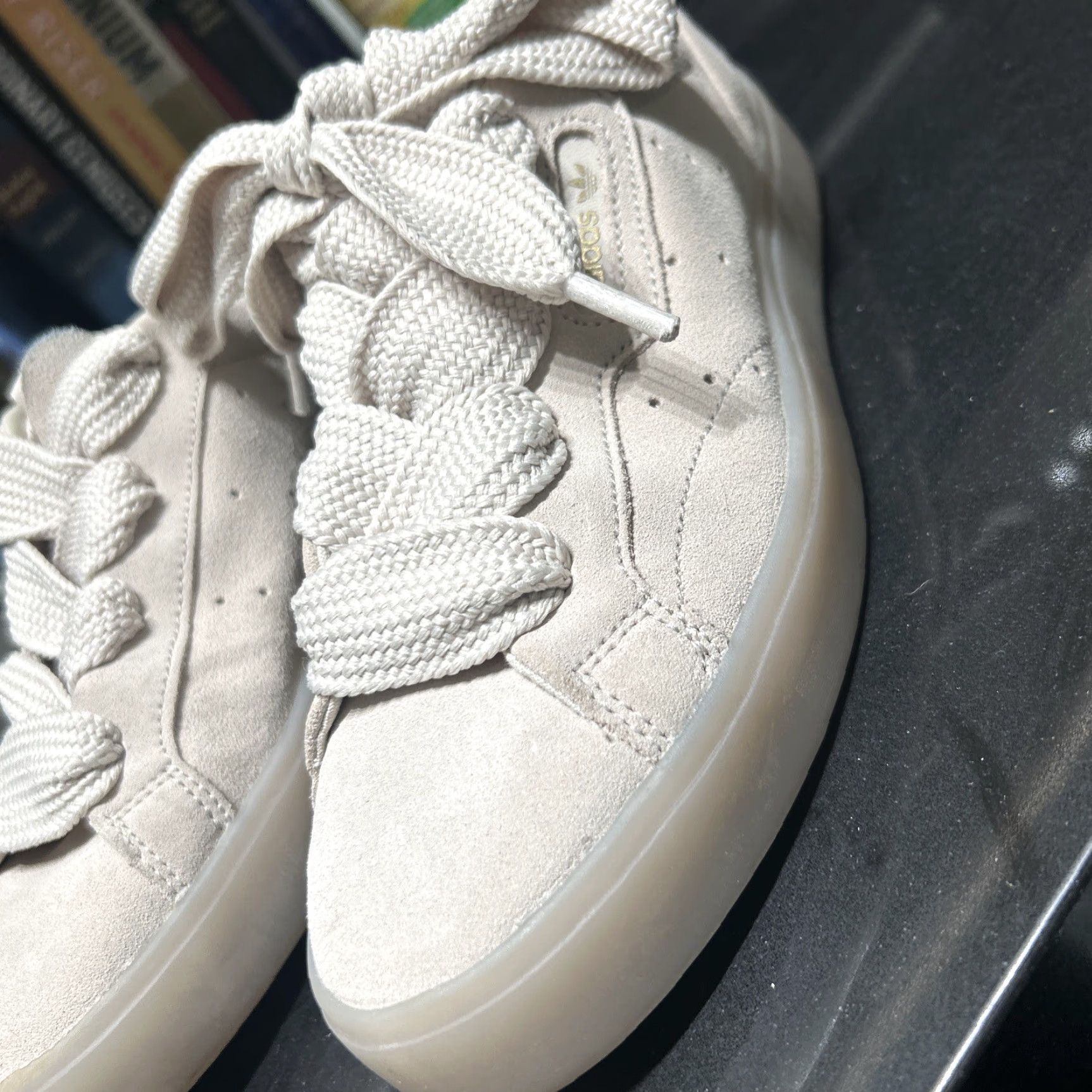 Adidas Adidas Sleek Sneakers Womens Cream Suede Lace Up White Leather Casual sneakers - US 8 / UK 6.5 / EU 40 - Excellent Cond Womens Sneakers Size US 7 / IT 37 - 2 Thumbnail
