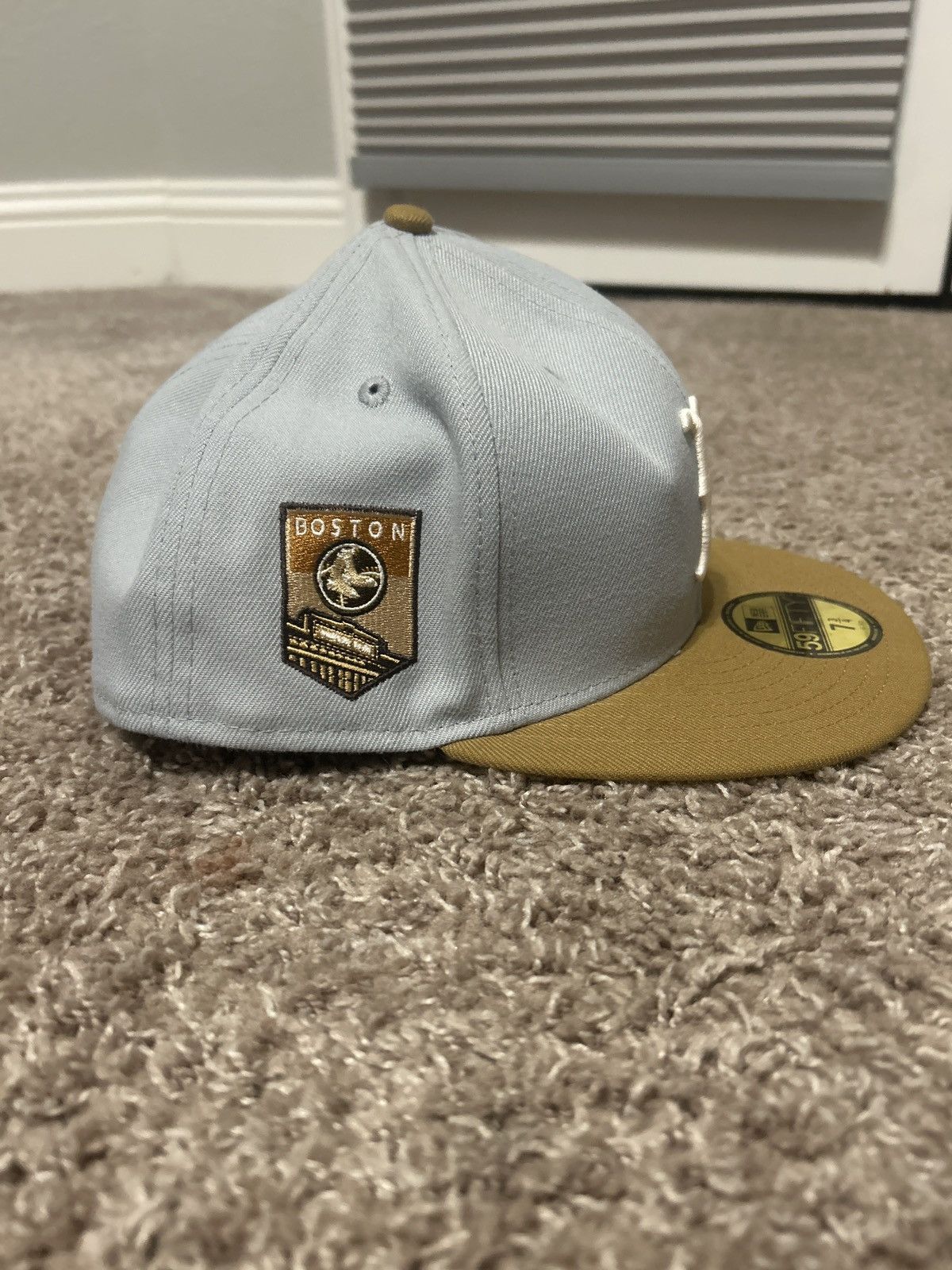 New Era Boston Red Sox hat Size ONE SIZE - 2 Thumbnail