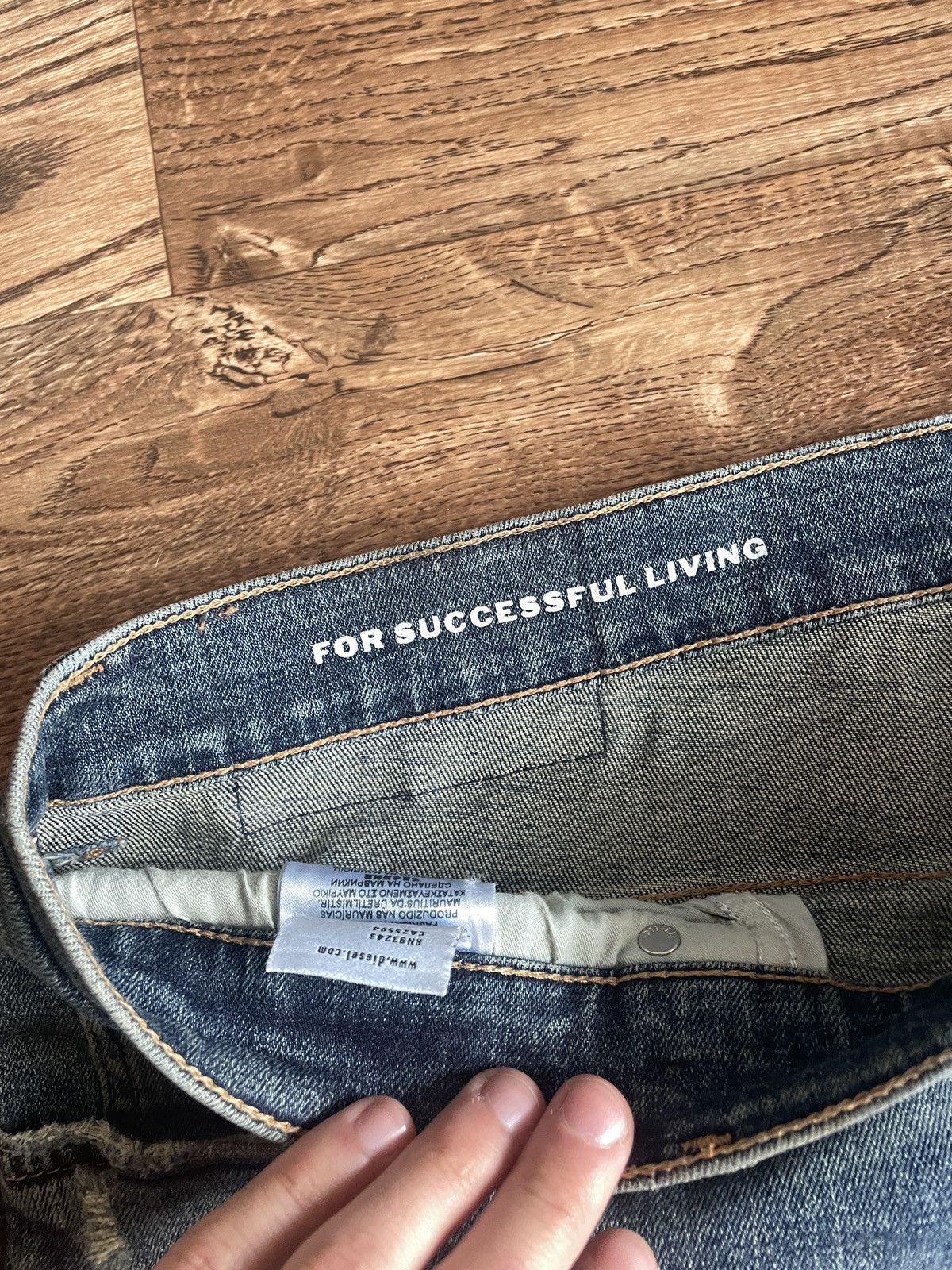 Diesel × If Six Was Nine × Japanese Brand Vintage Diesel Jeans Big Logo Distressed Baggy japanese 90s Size US 34 / EU 50 - 7 Thumbnail