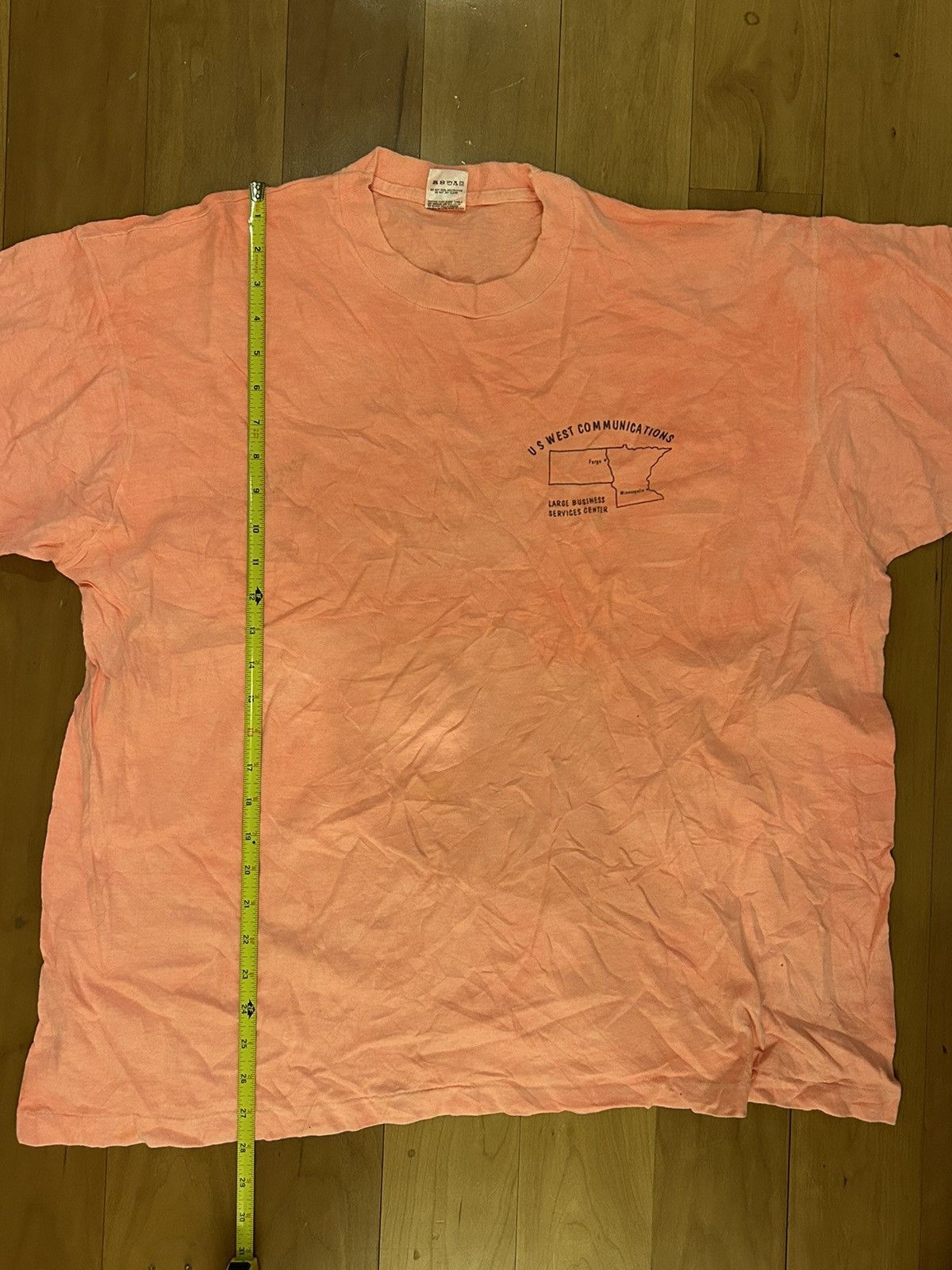 Vintage Vintage Salmon Tshirt Size US L / EU 52-54 / 3 - 4 Thumbnail