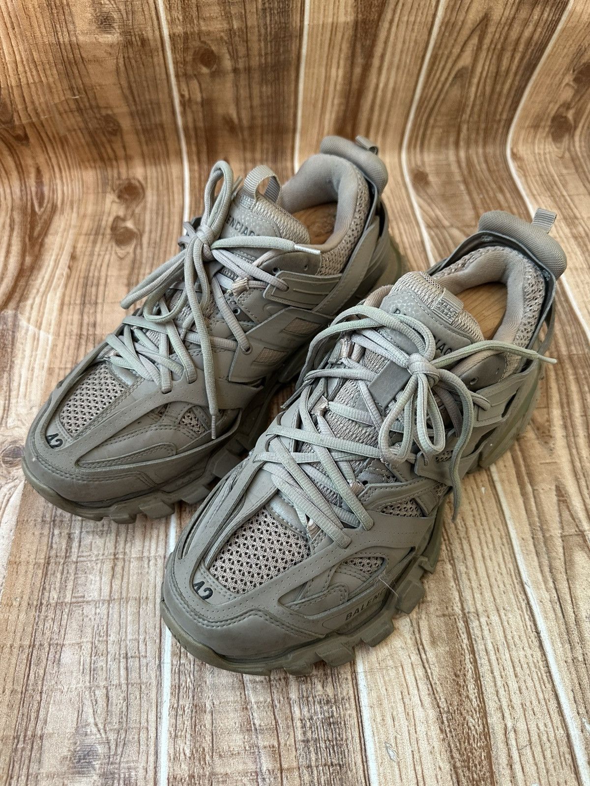 Balenciaga Balenciaga Track Sneakers Gray Lowtops Size US 9 / EU 42 - 5 Thumbnail