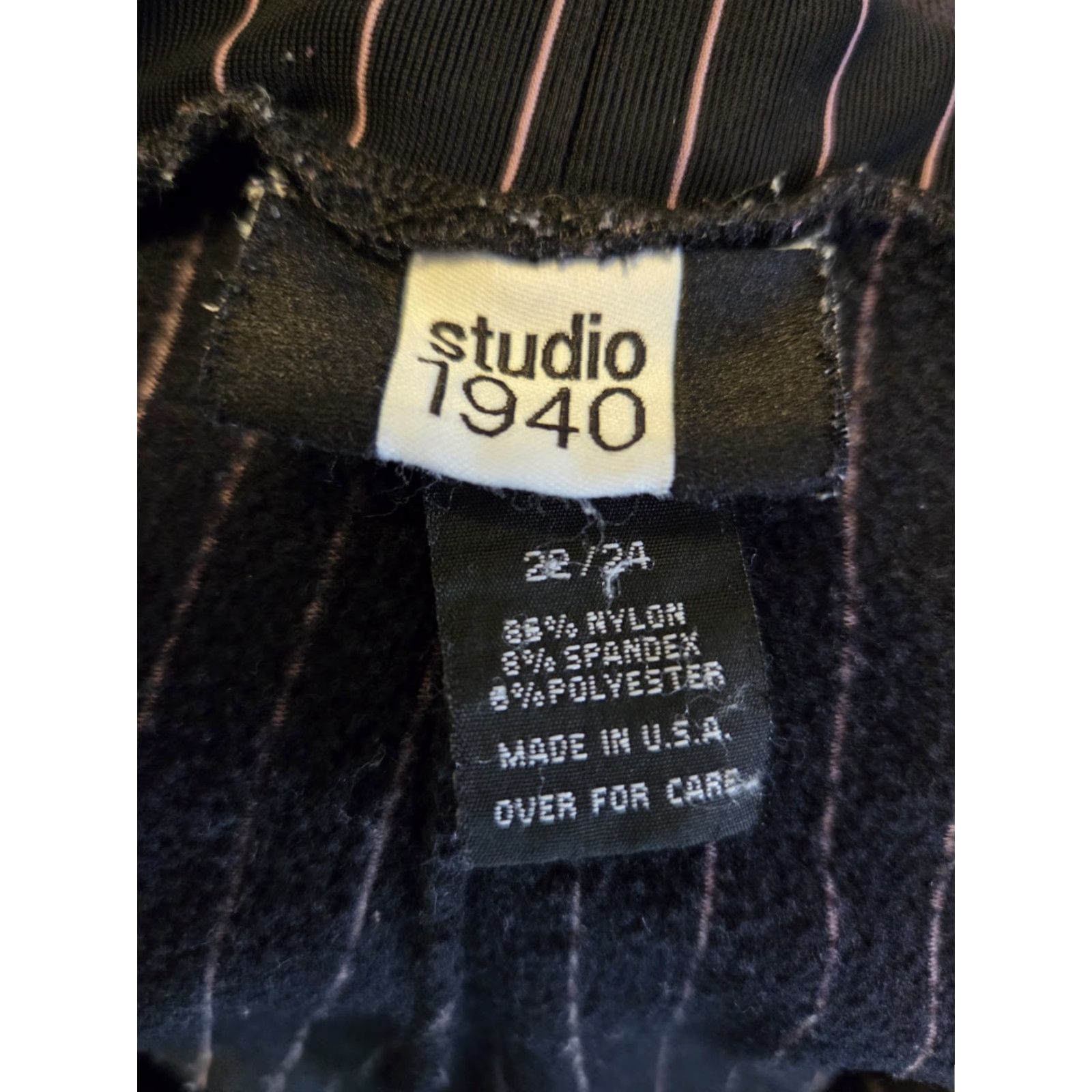 Vintage Studio 1940 Black Pink Pinstripe Pants Trousers 22/24 Plus Dress Pants Elastic Waist Men/Women? No. Size 40" / US 18 - 4 Thumbnail