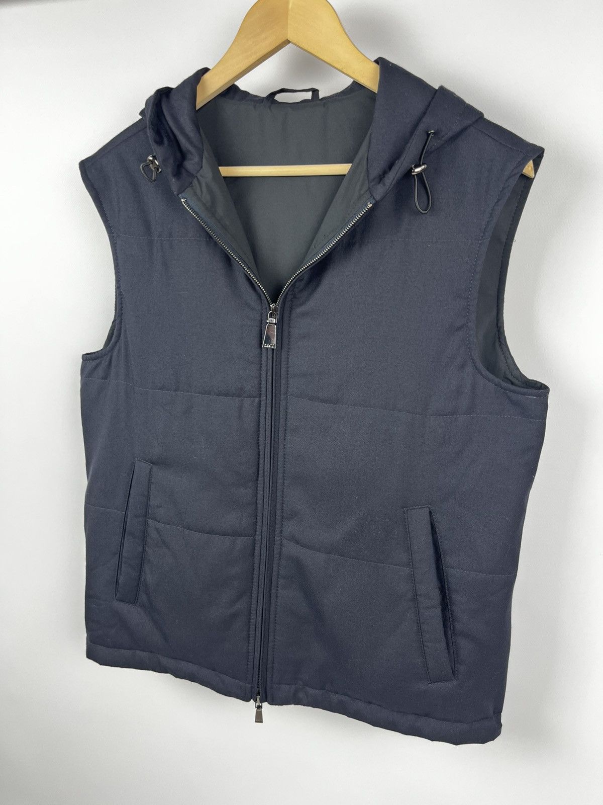 Brunello Cucinelli Manto cashmere vest Italy Size US M / EU 48-50 / 2 - 1 Thumbnail