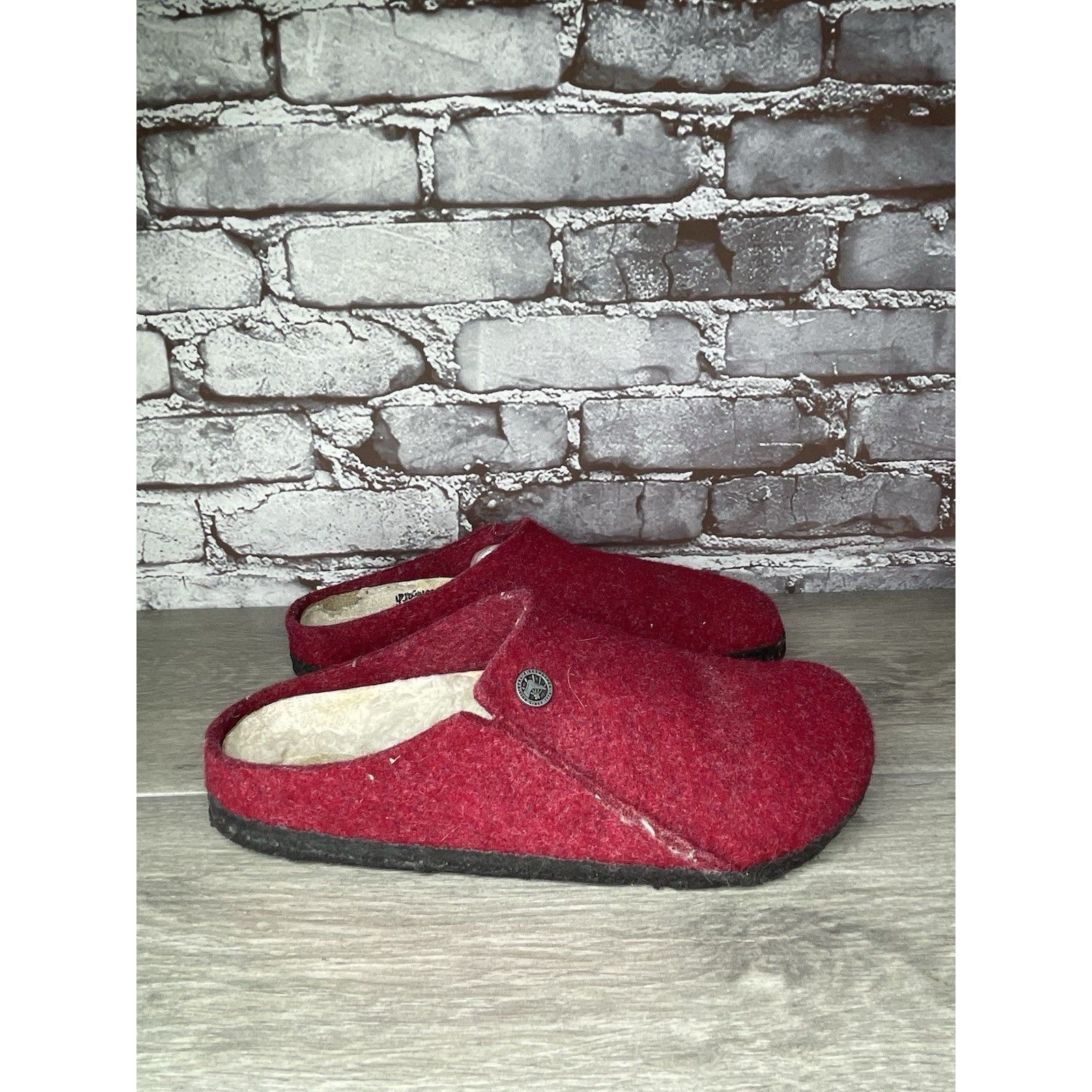 Birkenstock Birkenstock Zermatt Mule Slippers Red Wool Felt Shearling Wo Size US 8.5 / IT 38.5 - 13 Thumbnail