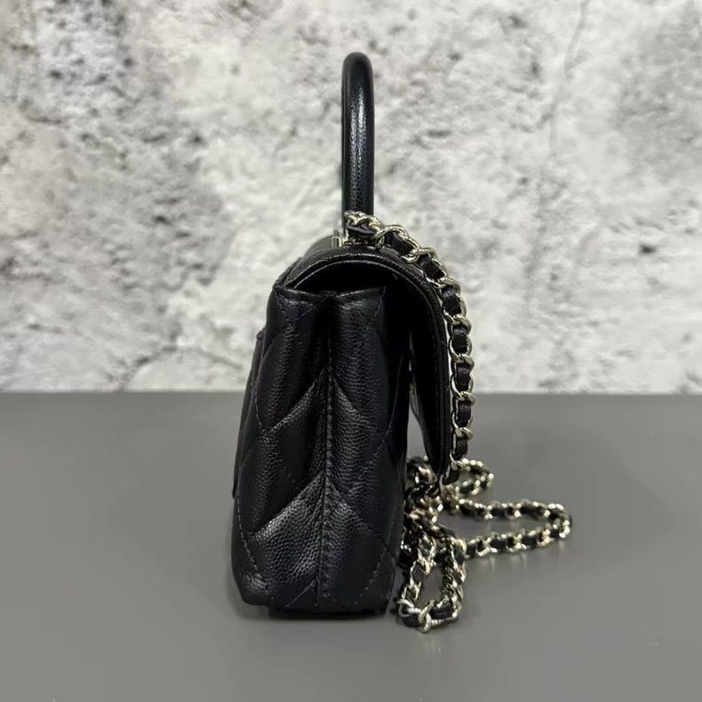 Chanel Chanel Handle 16 Shoulder Bag -2505 Size ONE SIZE - 4 Thumbnail