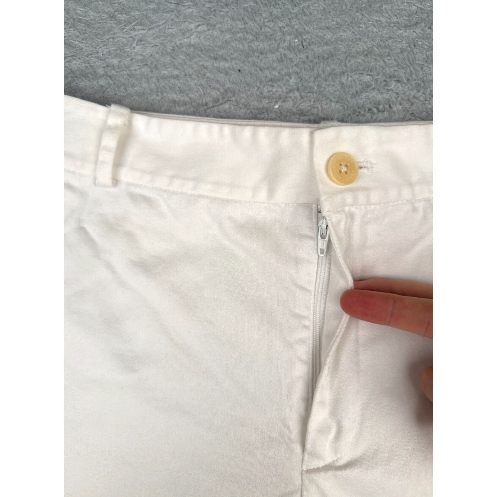 Ralph Lauren Lauren Ralph Lauren Shorts Women 12 White Chino Twill Cotton Hike 32x10 Size 34" / US 12 / IT 48 - 6 Thumbnail