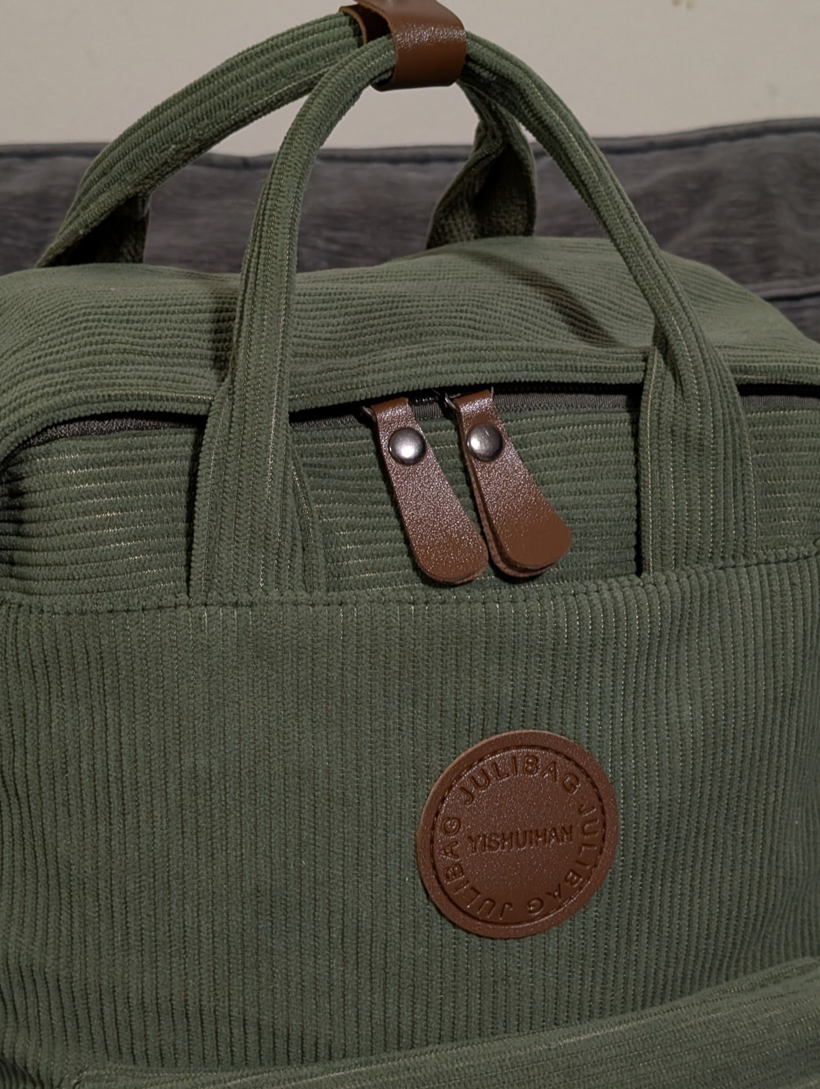 Other Green velvet backpack Size ONE SIZE - 2 Thumbnail