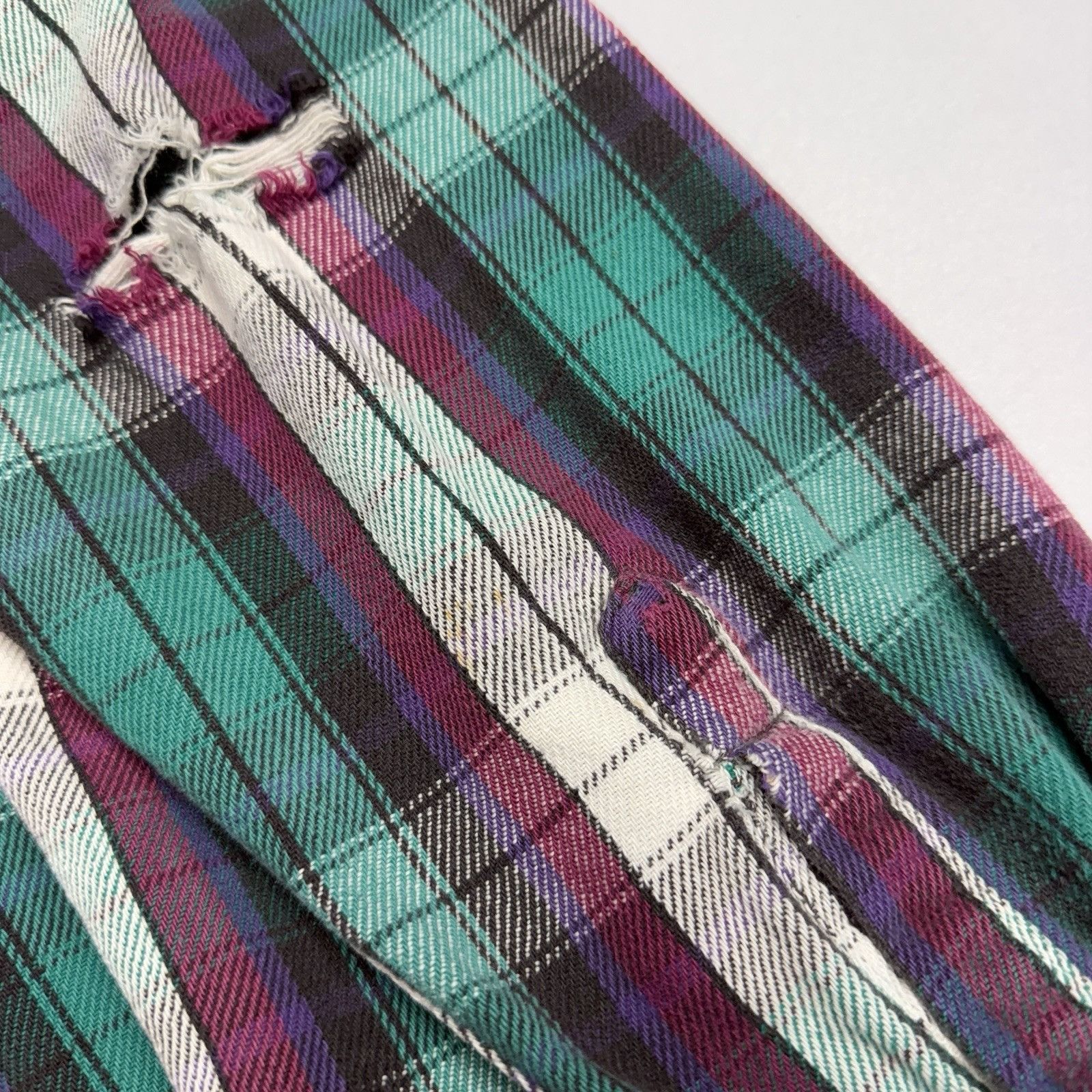 Field & Stream Vintage Field & Stream Plaid Flannel Purple & Green Button Size US XL / EU 56 / 4 - 10 Thumbnail