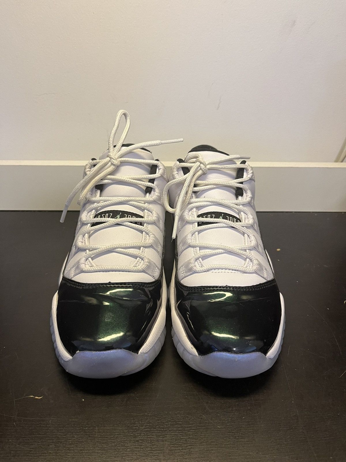 Jordan Brand Air Jordan 11 Retro Low Iridescent GS 4.5Y 528896-145 Size US 6 / IT 36 - 5 Thumbnail