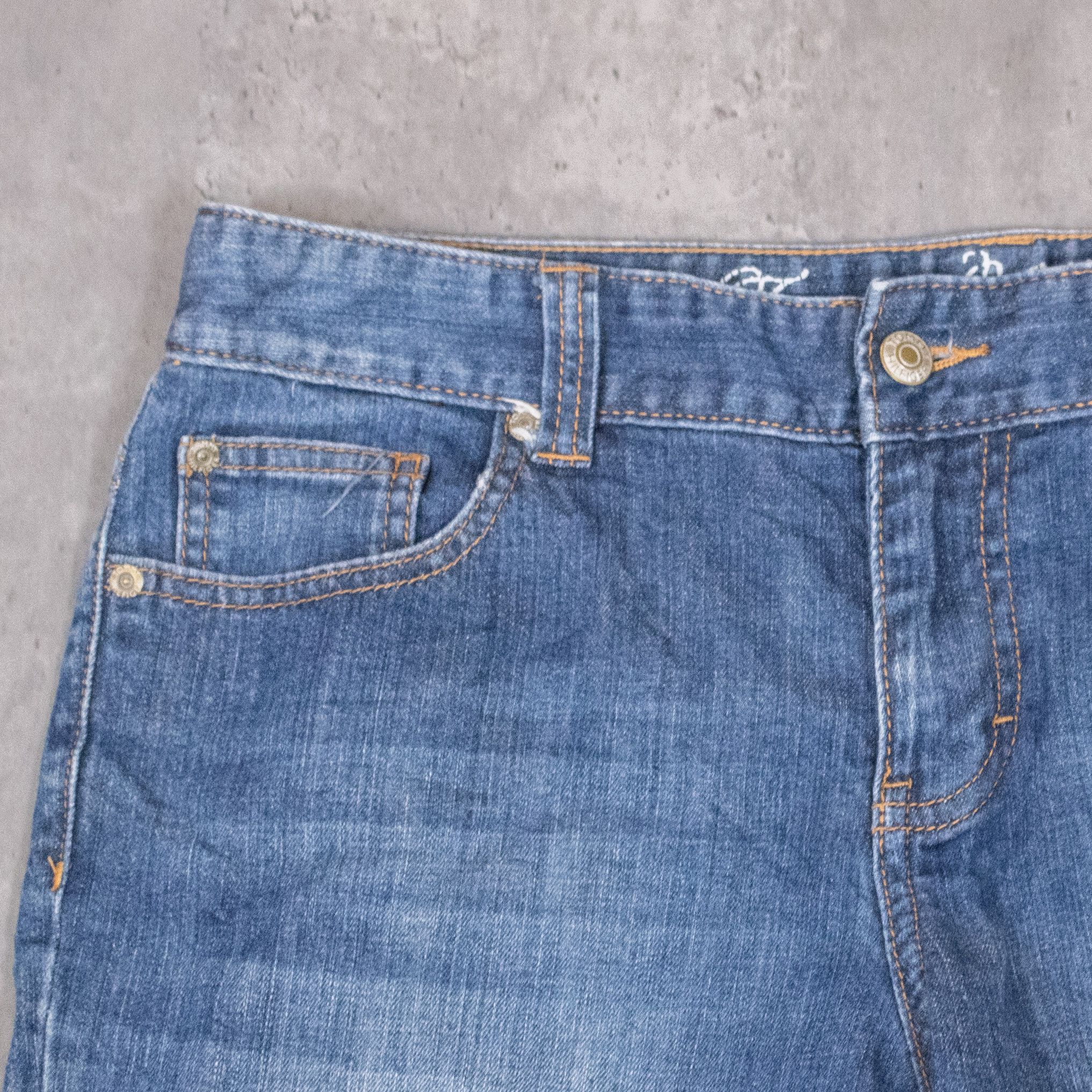 Tommy Hilfiger × Vintage Y2K Tommy Hilfigure Midwash Jort Jean Shorts Size US 34 / EU 50 - 6 Thumbnail