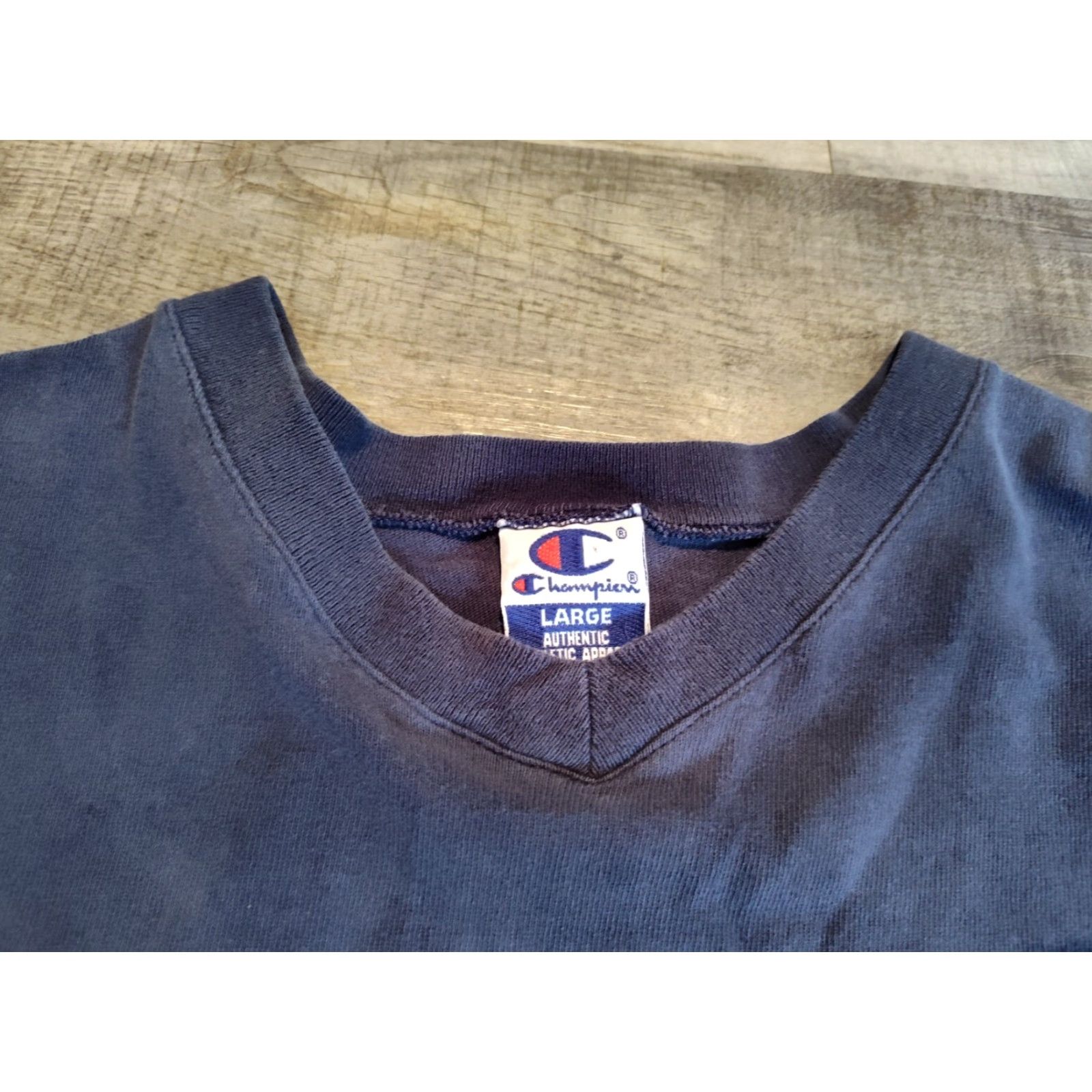 Champion VINTAGE Champion T-Shirt Blue V-Neck Logo Short Sleeve Men L 90s Bleached USA Made Size US L / EU 52-54 / 3 - 6 Thumbnail