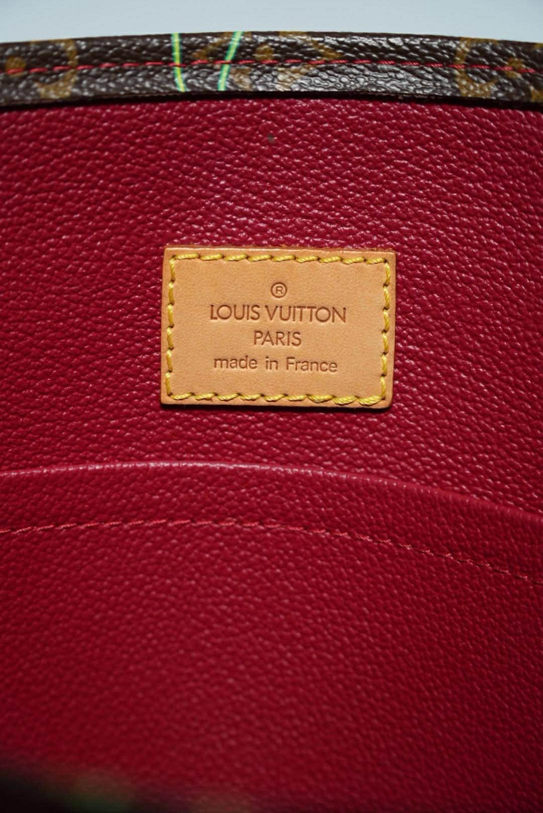 Louis Vuitton × Takashi Murakami Louis Vuitton Limited Edition Monogram Cerises Sac Plat Tote Size ONE SIZE - 8 Thumbnail
