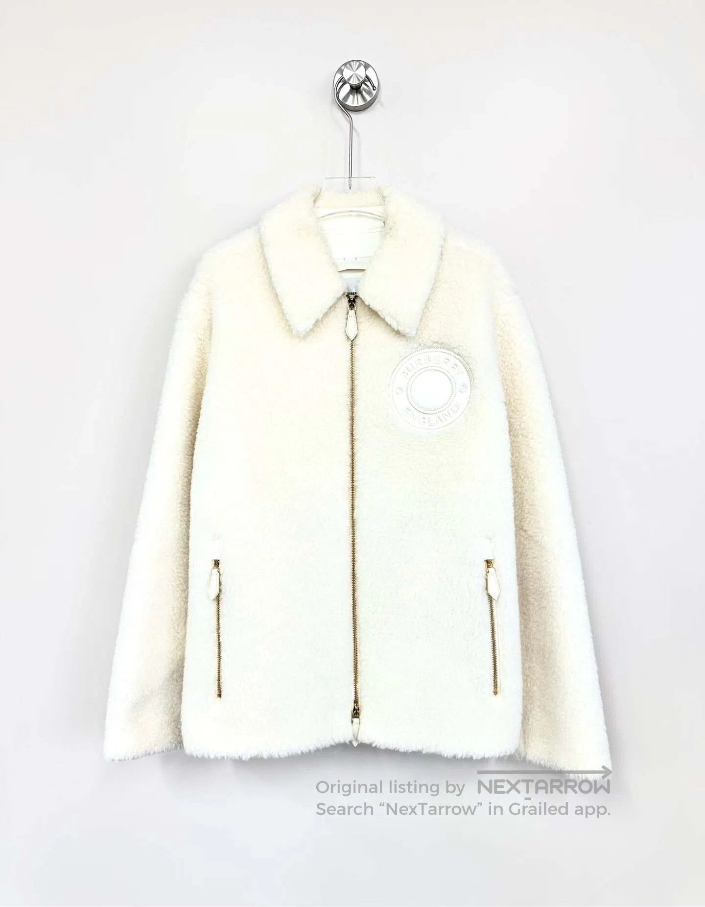 Burberry Burberry Beige Logo Teddy Fur Jacket| Size XS / US 0-2 / IT 36-38 - 1 Thumbnail