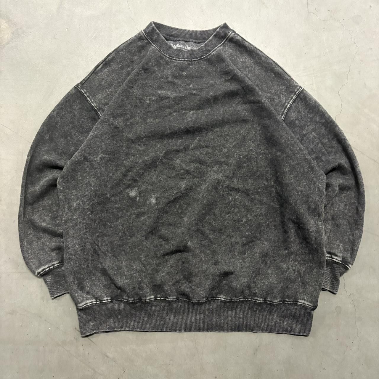 Vintage Crazy Vintage Y2K/2000s Blank Black Minimalist Essential Crewneck SweatShirt! Size US S / EU 44-46 / 1 - 1 Thumbnail