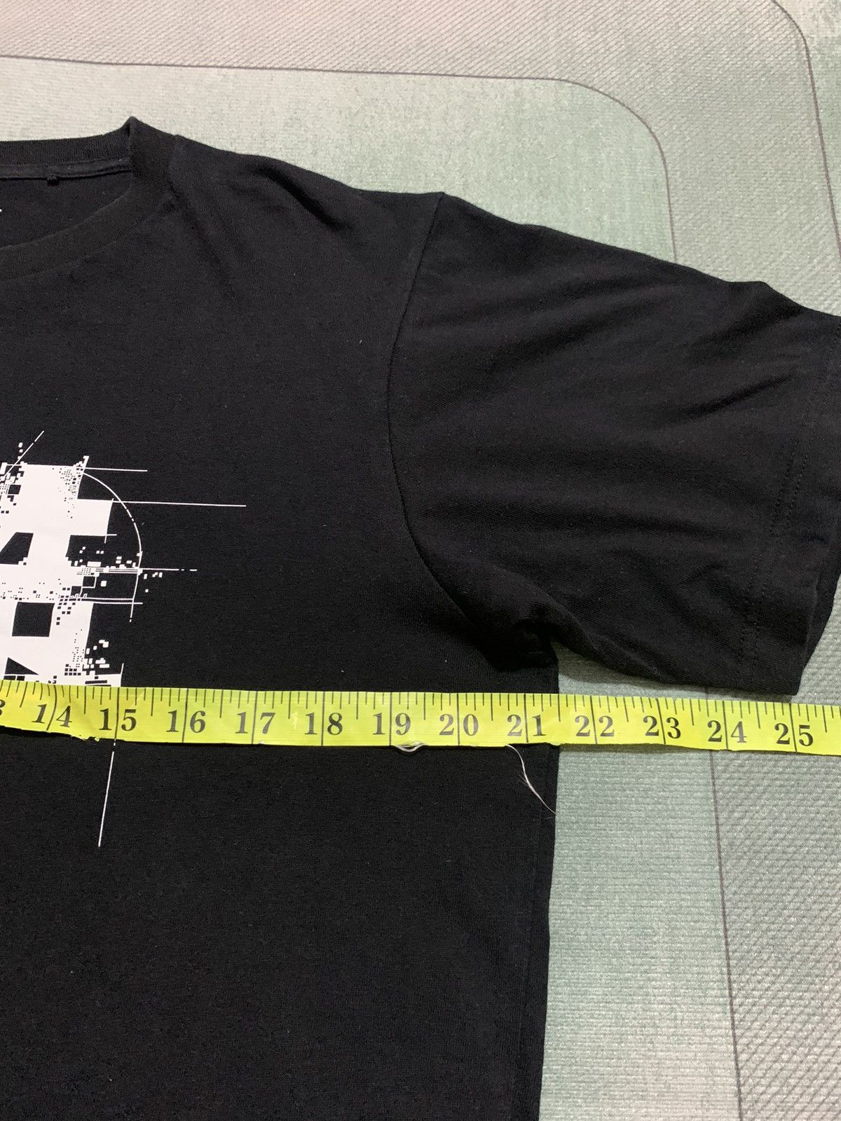 Uniqlo GEN HOSHINO x UNIQLO Pixar Art Amuse Tee Shirt Size US L / EU 52-54 / 3 - 11 Thumbnail