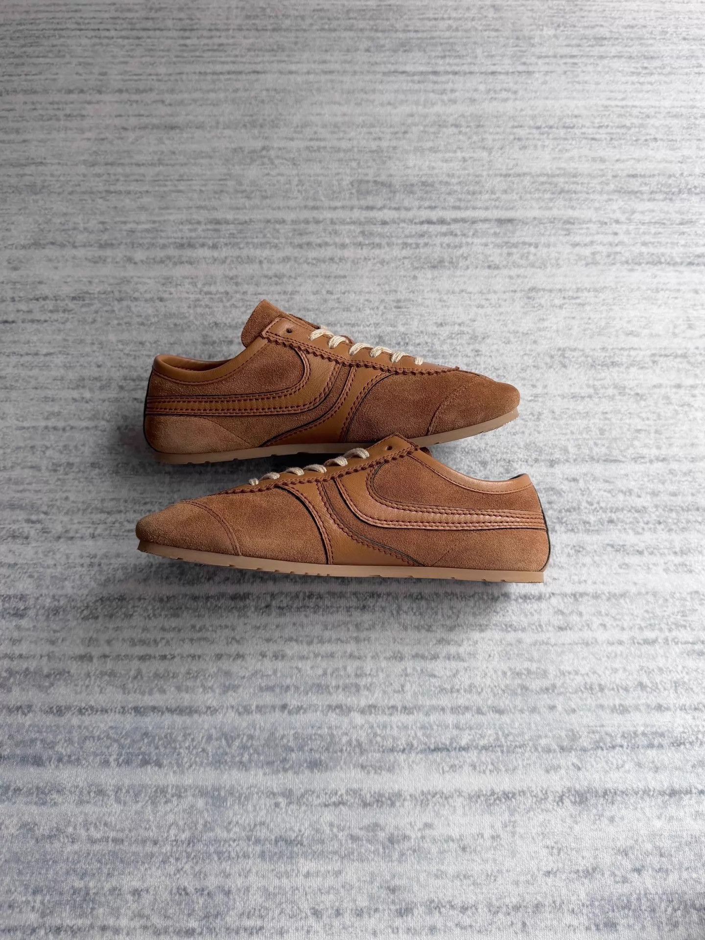 Dries Van Noten Dries Van Noten Light Brown Khaki Suede German Trainer Size US 5.5 / IT 35.5 - 4 Thumbnail