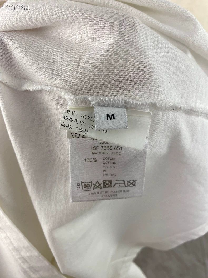 Givenchy Givenchy Angry Monkey Women's T-shirt M size Shoulder Widt Size US M / EU 48-50 / 2 - 4 Thumbnail
