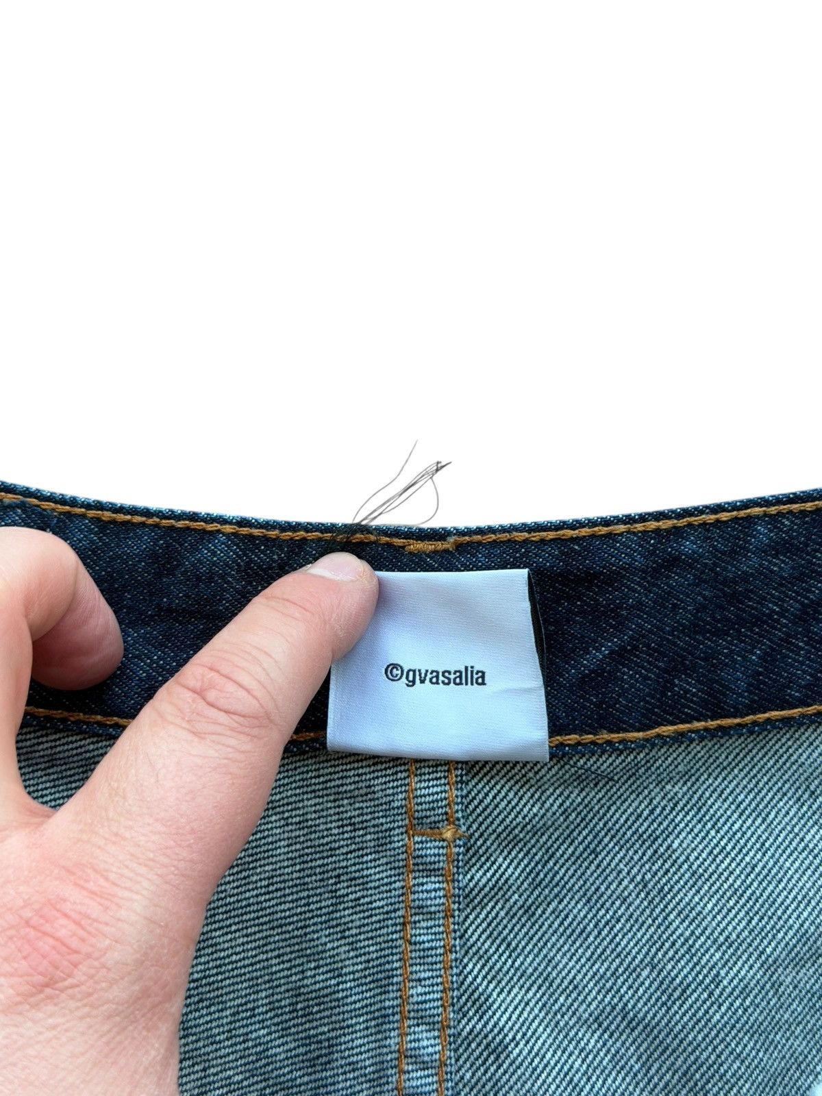 Vetements *RARE* GVASALIA VETEMENTS DENIM BAGGY DISTRESSED SHORT Size US 36 / EU 52 - 13 Thumbnail