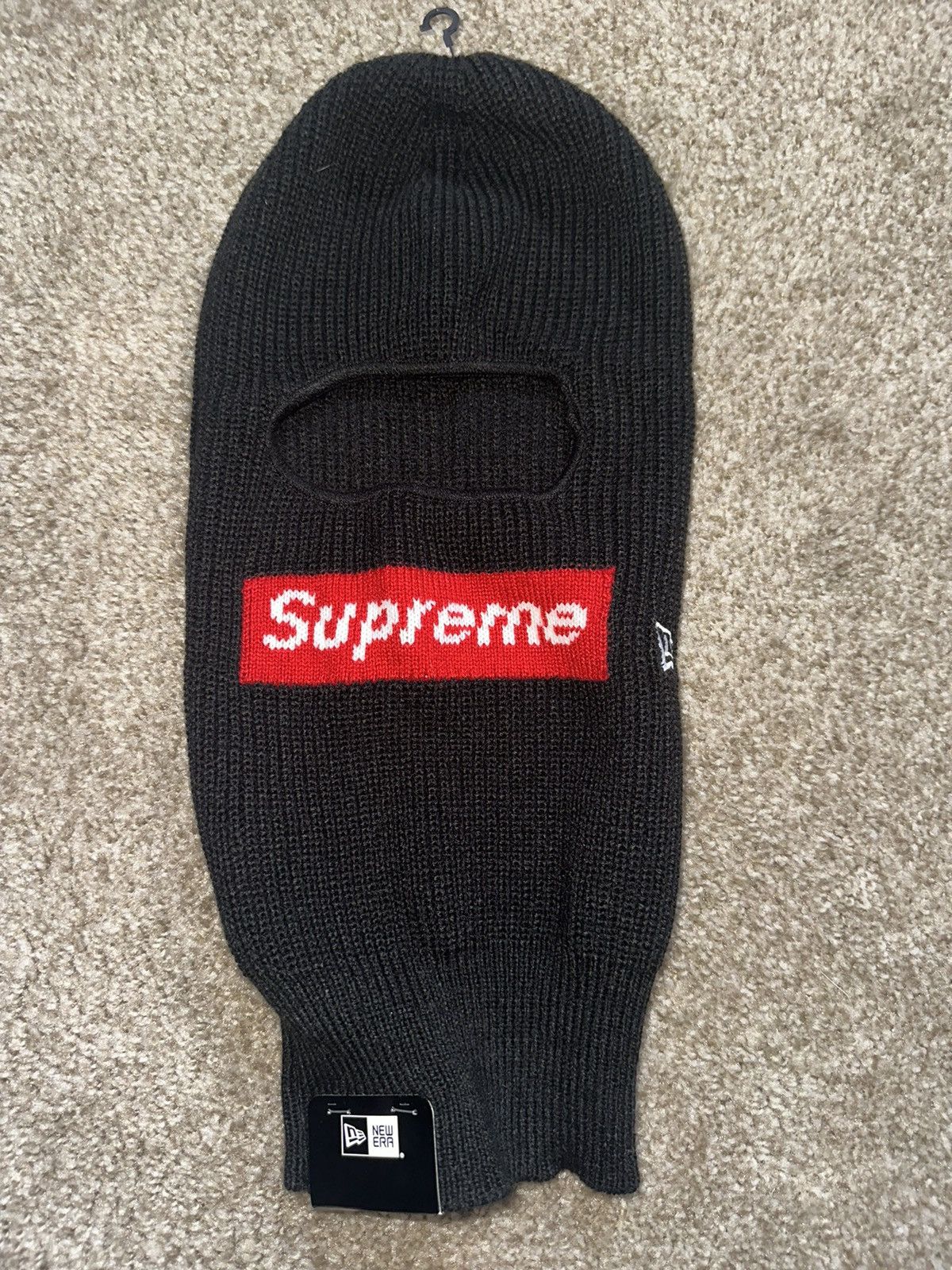 Supreme fuzzy balaclava BLACK　新品未使用品 Supreme Fuzzy Balaclava (FW24) - $60