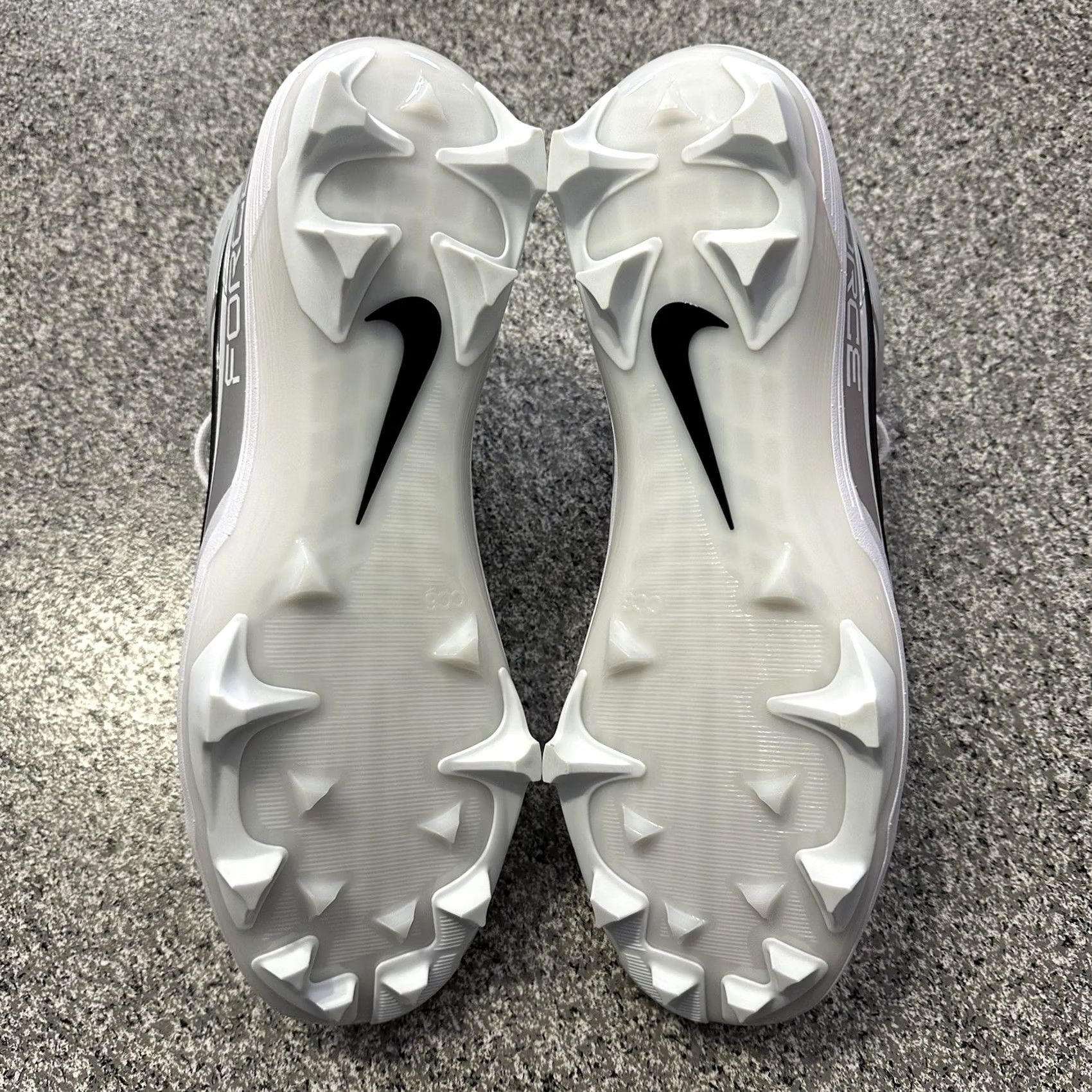 Nike Nike Force Savage Pro 3 Football Cleats Mens Size 16 White Grey DA5453-108 Size US 15 / EU 48 - 7 Thumbnail