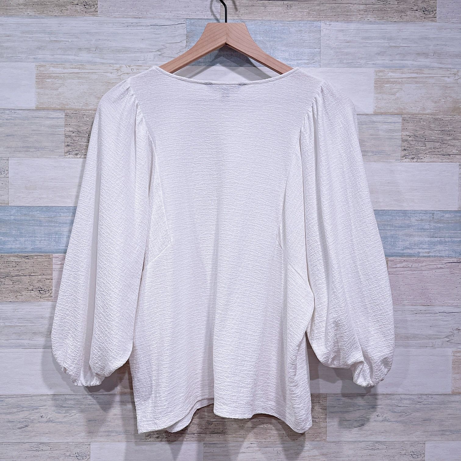 Banana Republic Banana Republic Textured Puff 3/4 Sleeve Top Womens Small Size S / US 4 / IT 40 - 4 Thumbnail