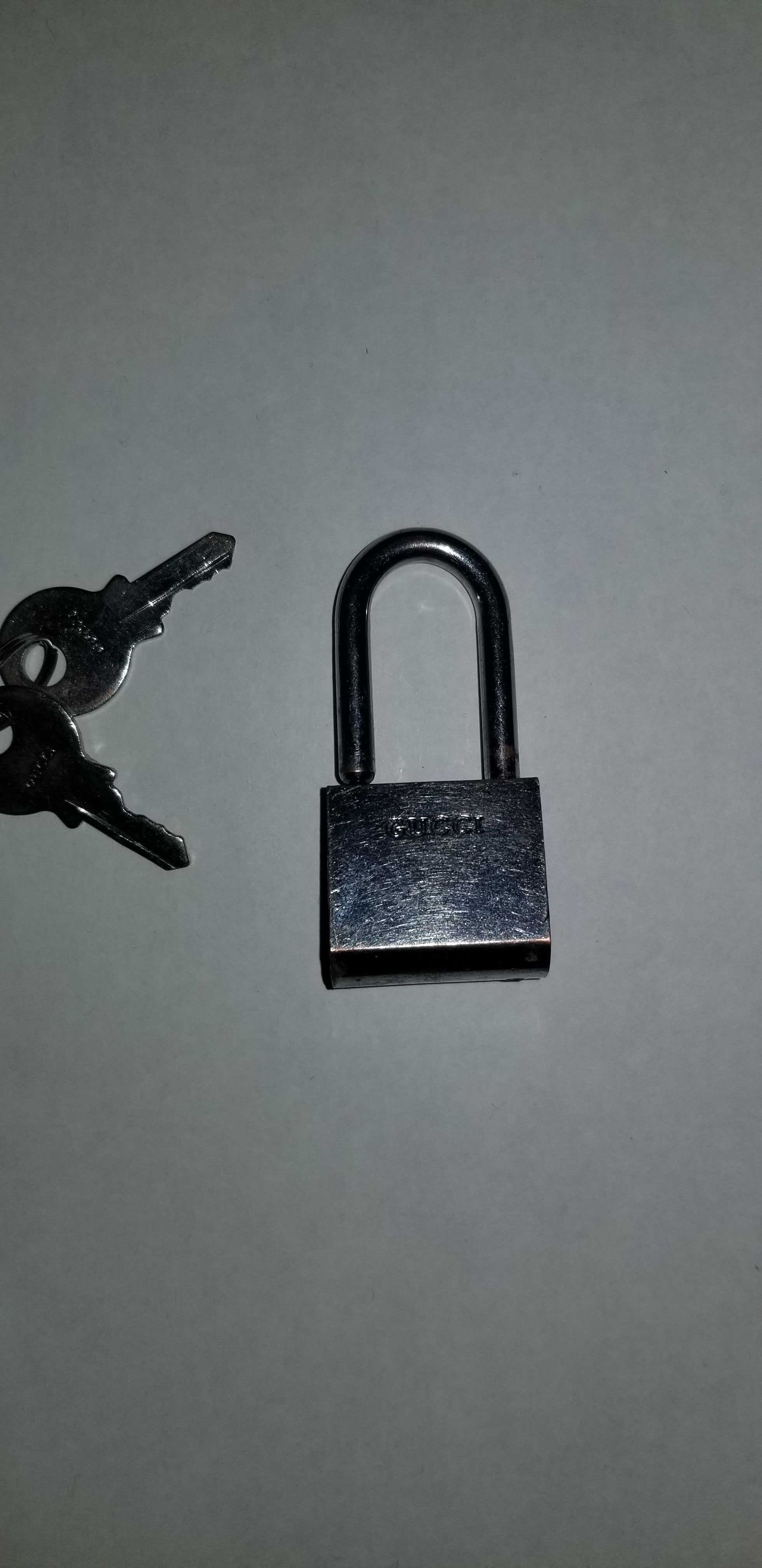 Gucci Gucci Bag Lock with strap and keys Size ONE SIZE - 4 Thumbnail