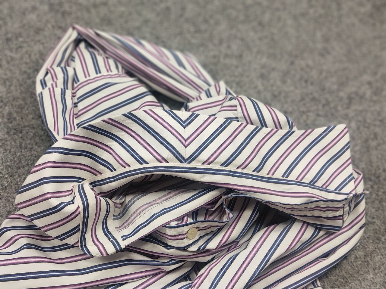 Burberry Vintage Burberry London loose shirt thin stripes cufflinks Size US XL / EU 56 / 4 - 14 Thumbnail