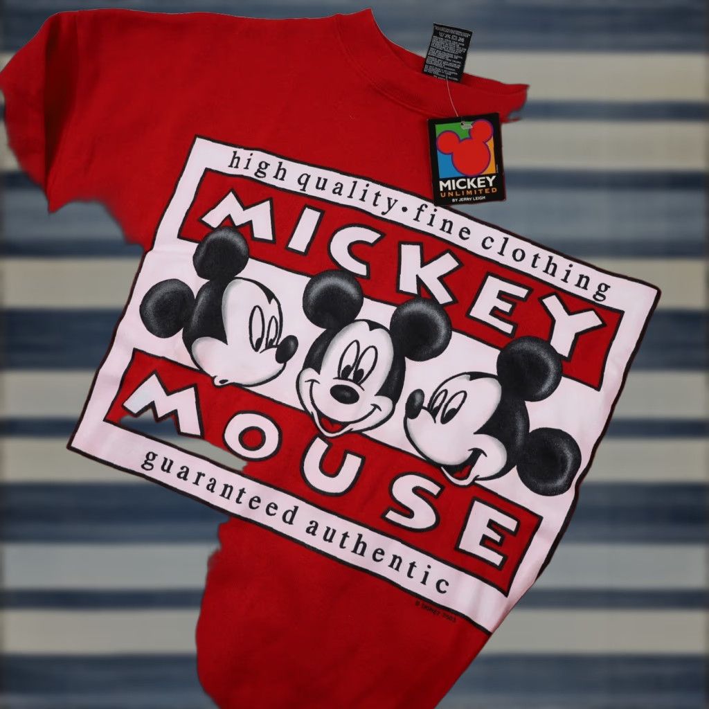Disney VINTAGE NWT Mickey Mouse Graphic Sweatshirt Disney Red XL Men Pullover Sweatshirt MENS XL Red Mickey Mouse Graphic Sweatshirt Size US XL / EU 56 / 4 - 1 Thumbnail