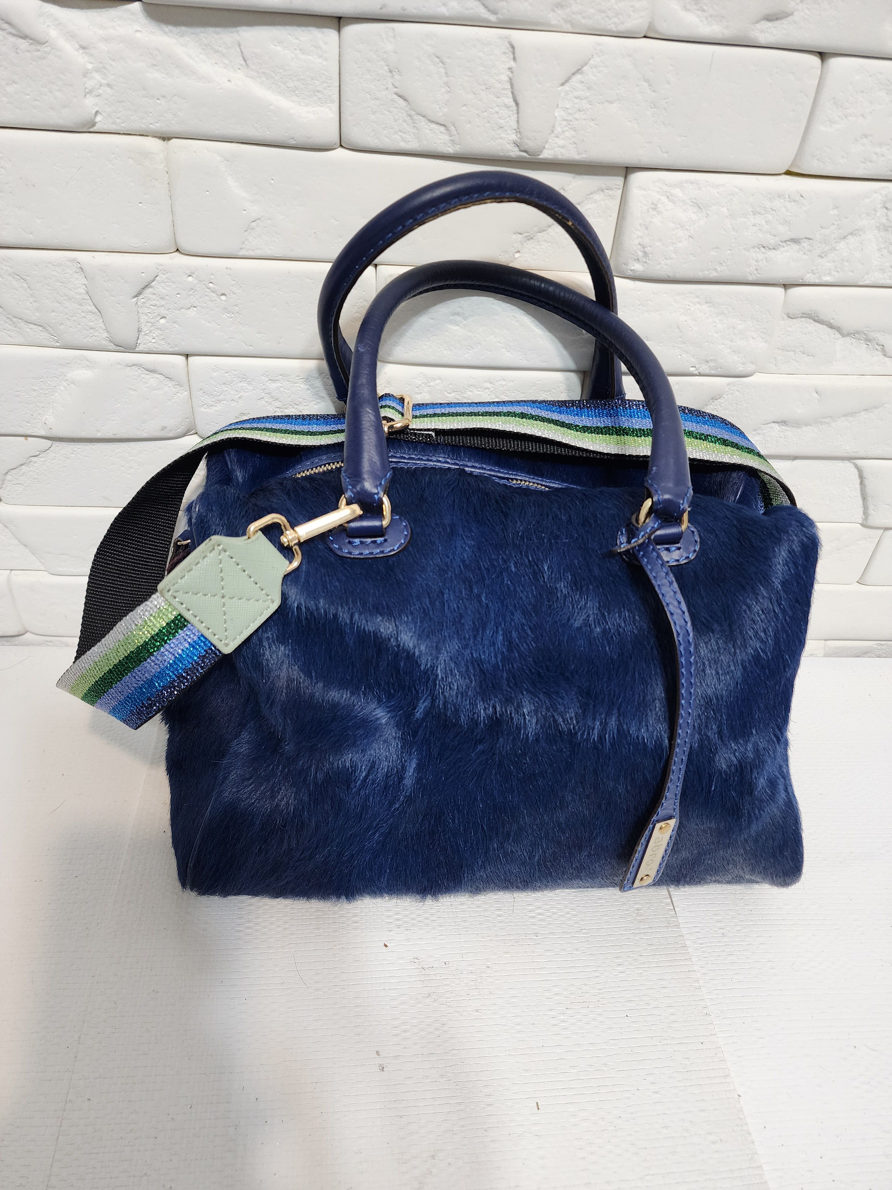 Uniqlo Blue Clutch with Strap: Zipper Closure, Two Compartments Size ONE SIZE - 1 Thumbnail