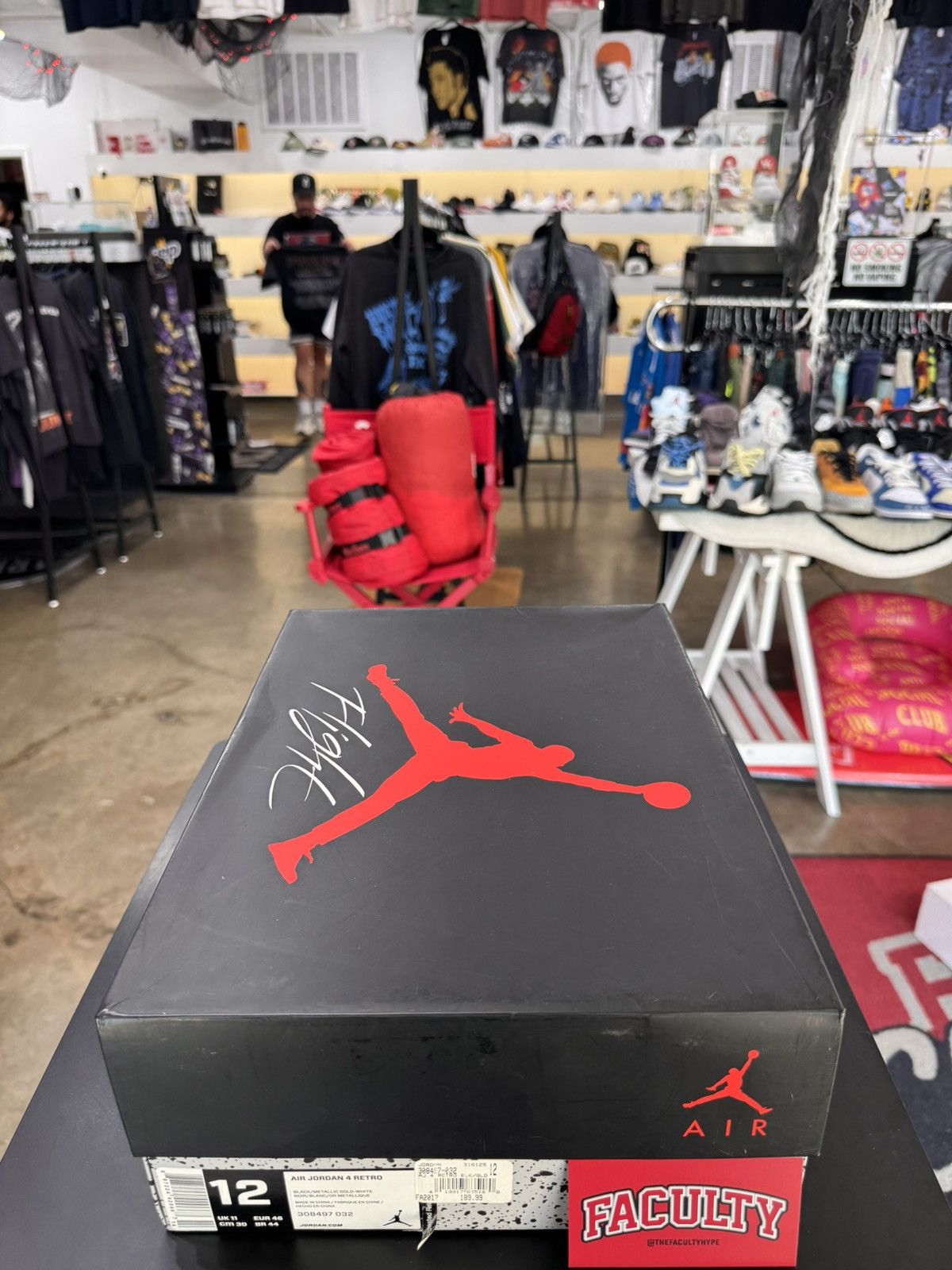 Jordan Brand Air Jordan 4 Royalty Size 12 (2017) Size US 12 / EU 45 - 12 Thumbnail