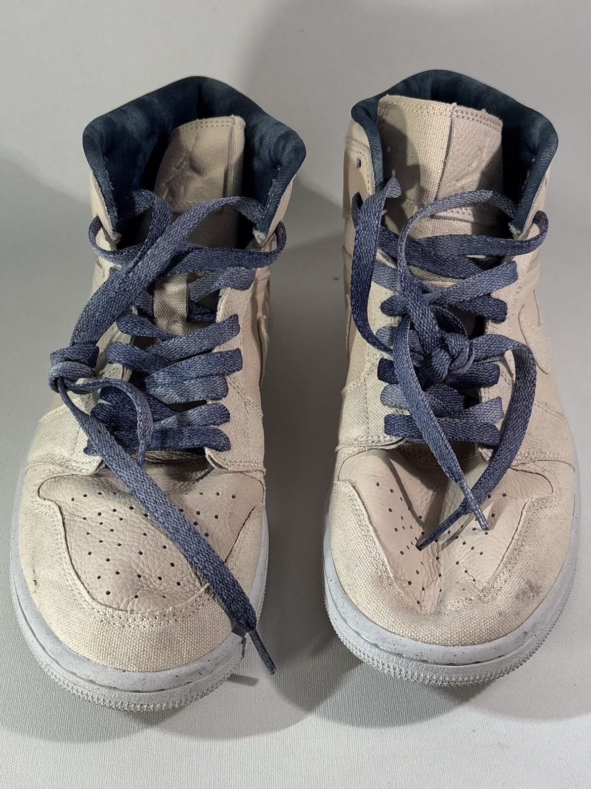 Jordan Brand Nike Air Jordan 1 Mid SE Sanddrift Women's Sneakers Size 9 Size US 9 / IT 39 - 6 Thumbnail