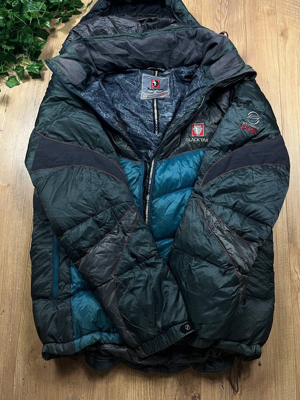 BLACKYAK 00’s BLACK YAK ARCHIVE PUFFER DOWN RARE JACKET GORCPORE Size US M / EU 48-50 / 2 - 11 Thumbnail