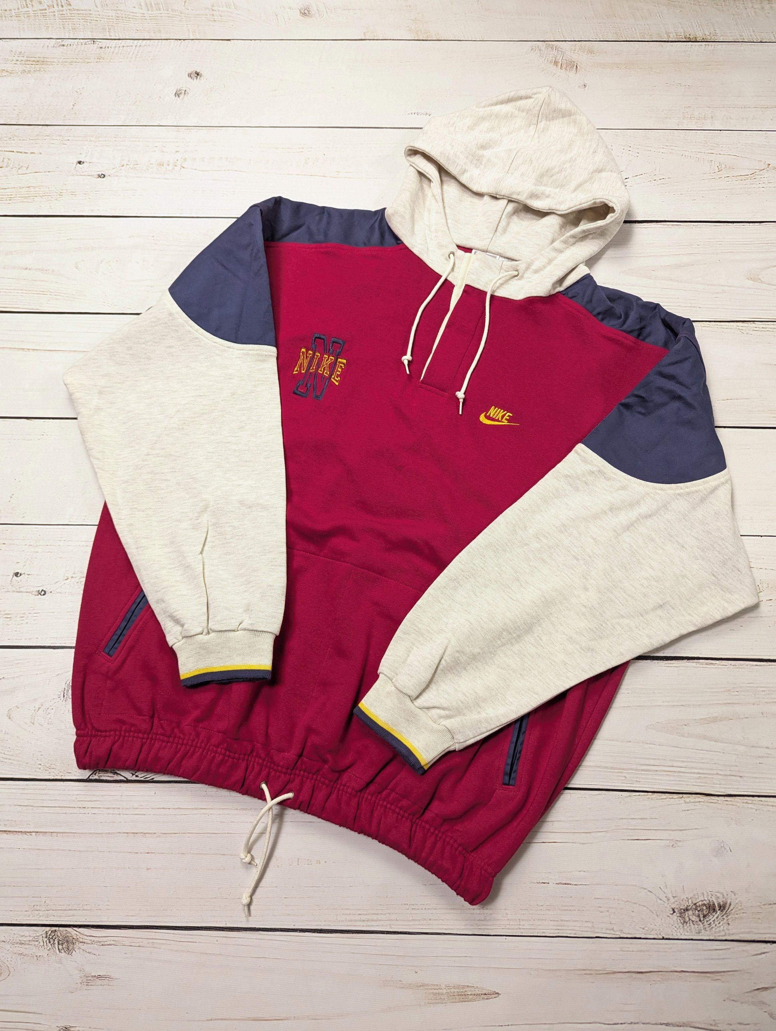 Nike Nike vintage 1980 big logo spell out hoodie size XL Size US XL / EU 56 / 4 - 1 Thumbnail